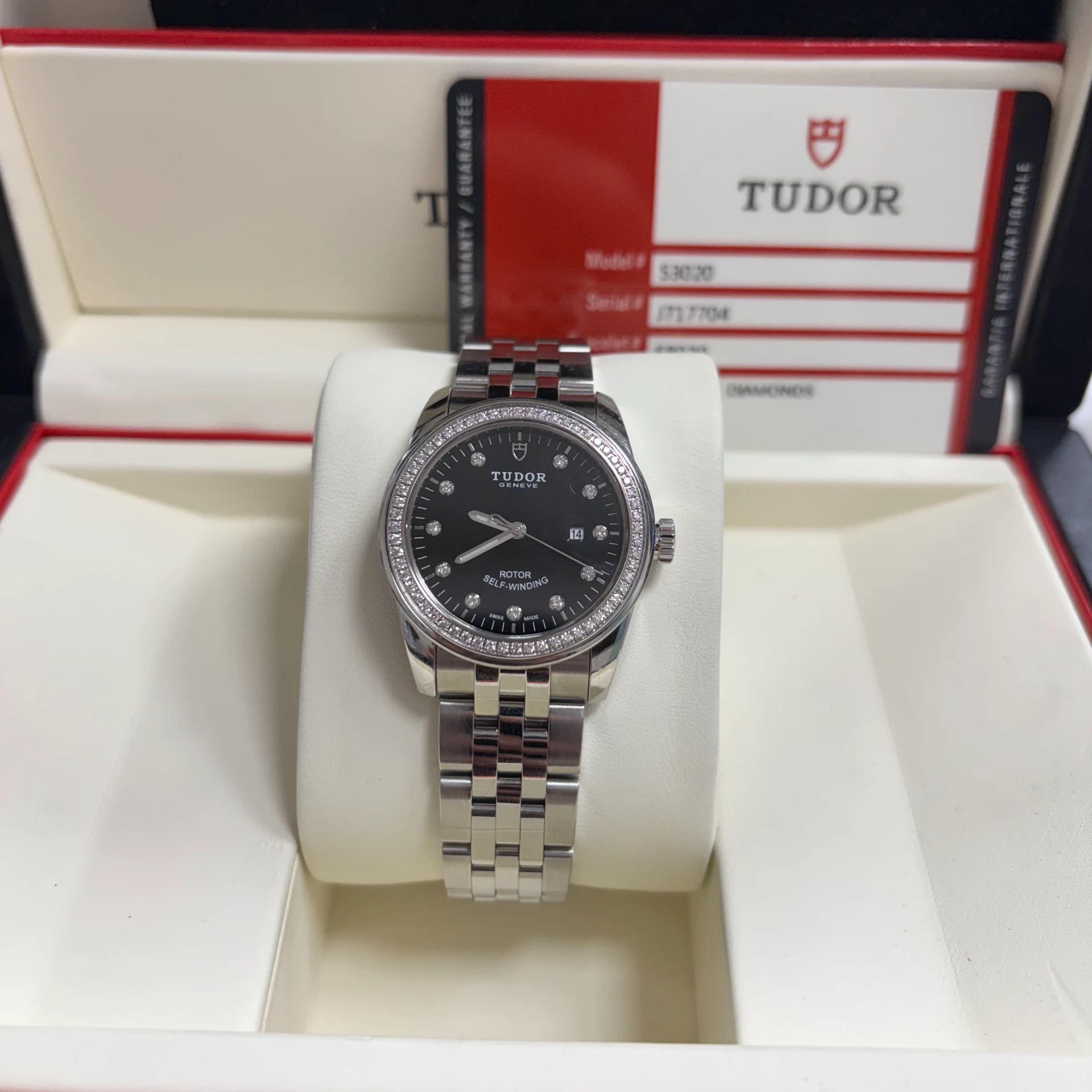 2014 Tudor Glamour Date 31 Diamond-Set / Black / Bracelet M53020-0008