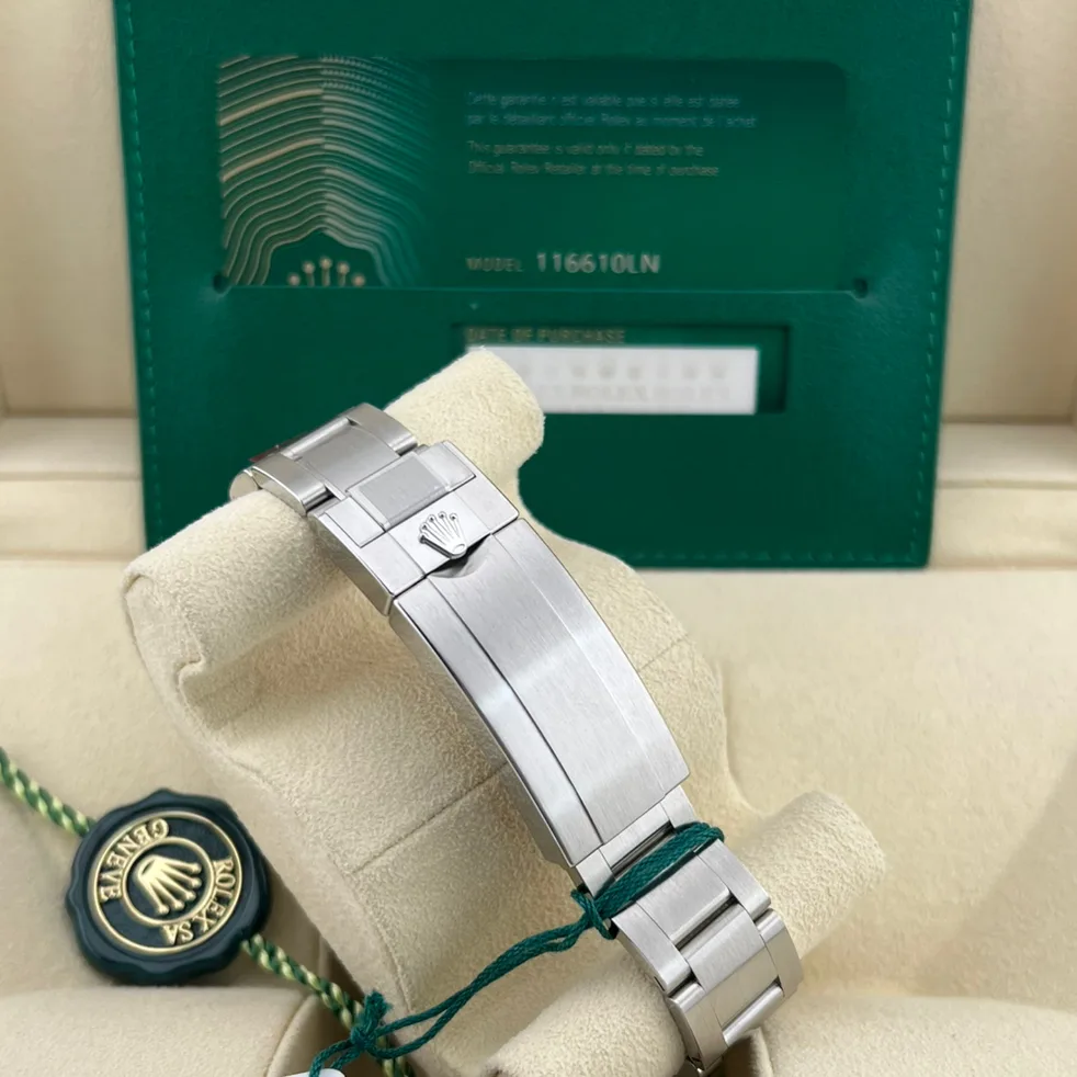 Rolex Submariner Date 116610LN Listing Image 6