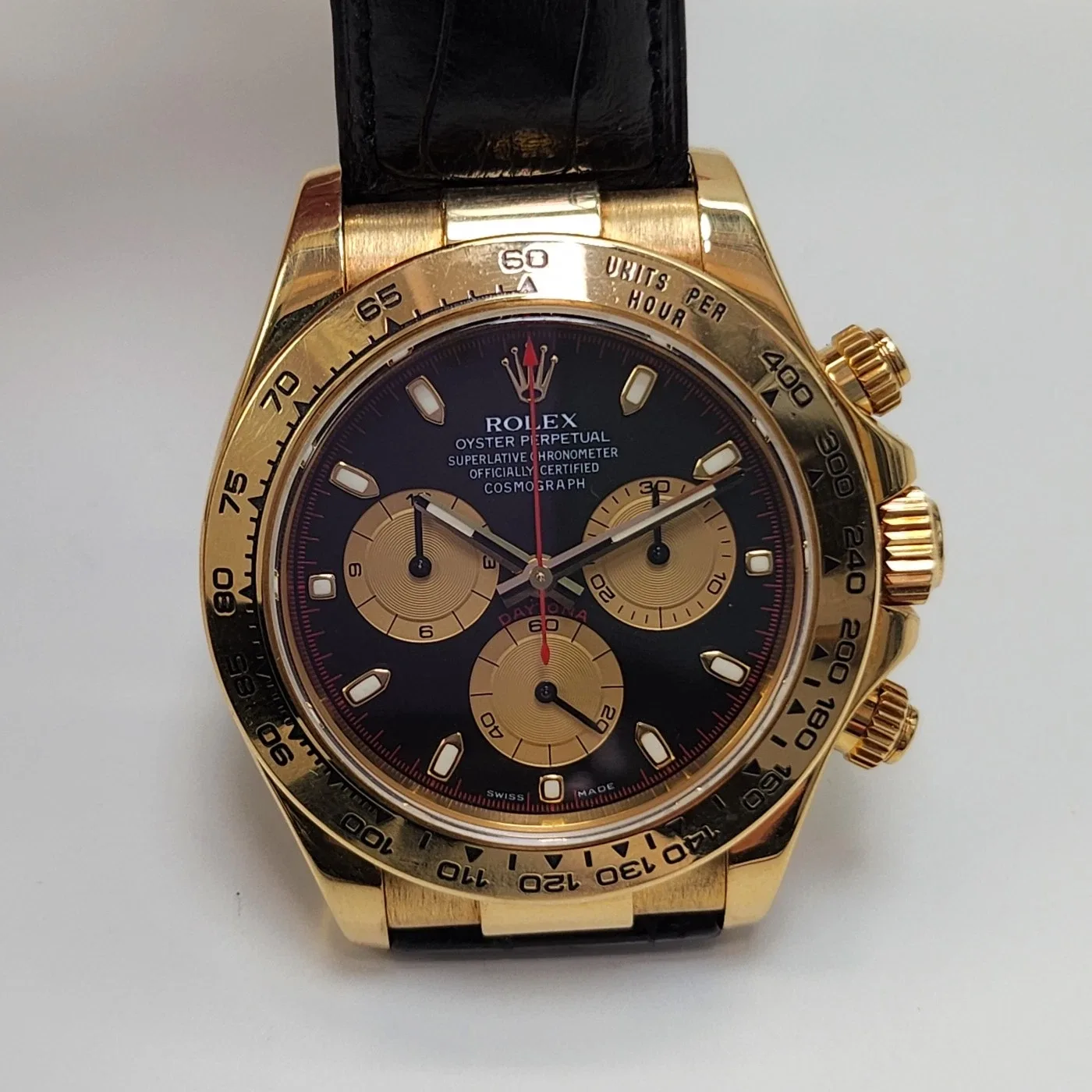 2005 Rolex Daytona Yellow Gold / Black / Strap 116518
