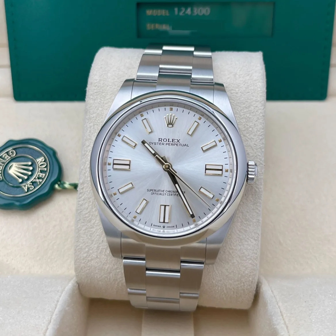 2024 Rolex Oyster Perpetual 41 Silver 124300-0001