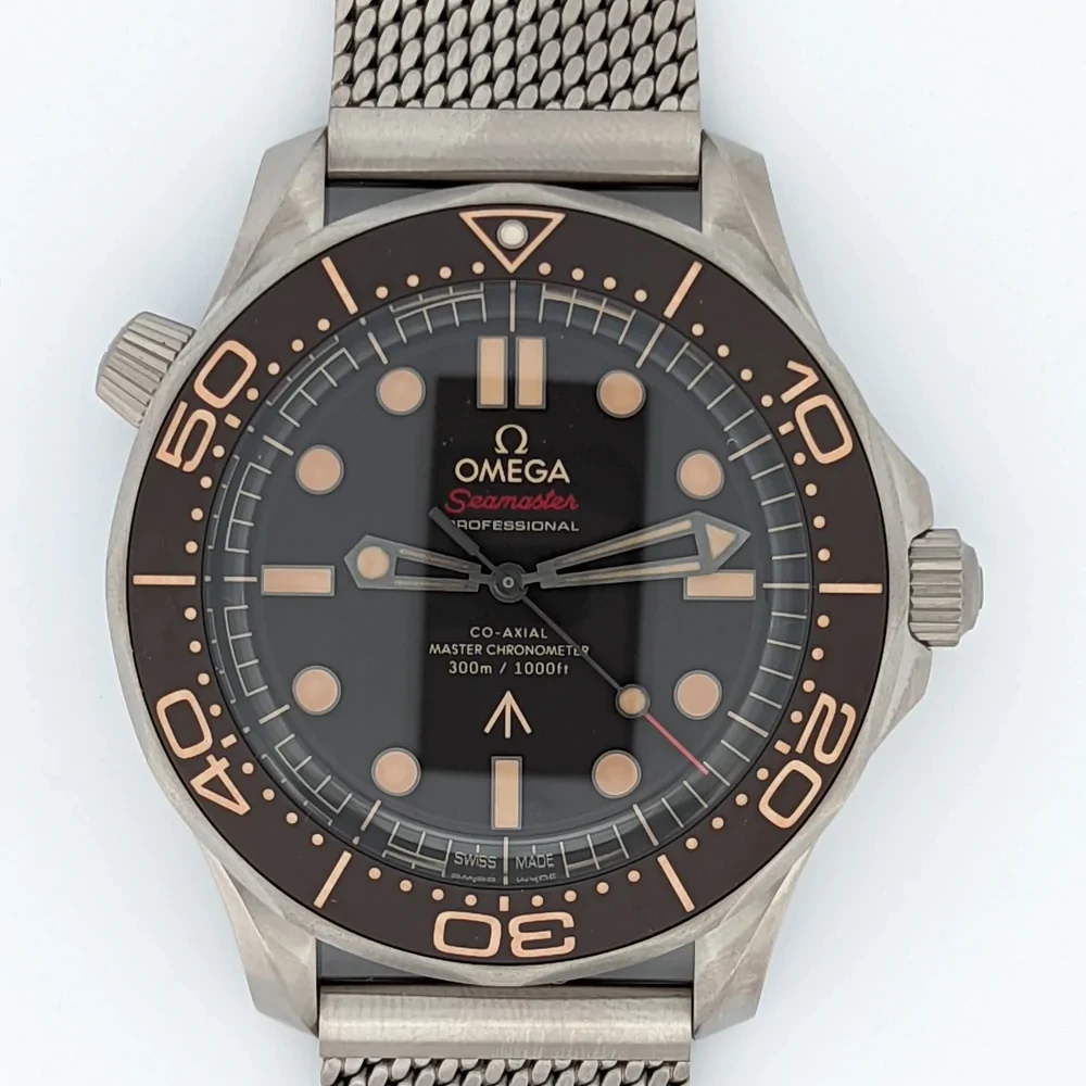 2020 Omega Seamaster Diver 300M "No Time to Die" / Bracelet 210.90.42.20.01.001 Listing Image 1