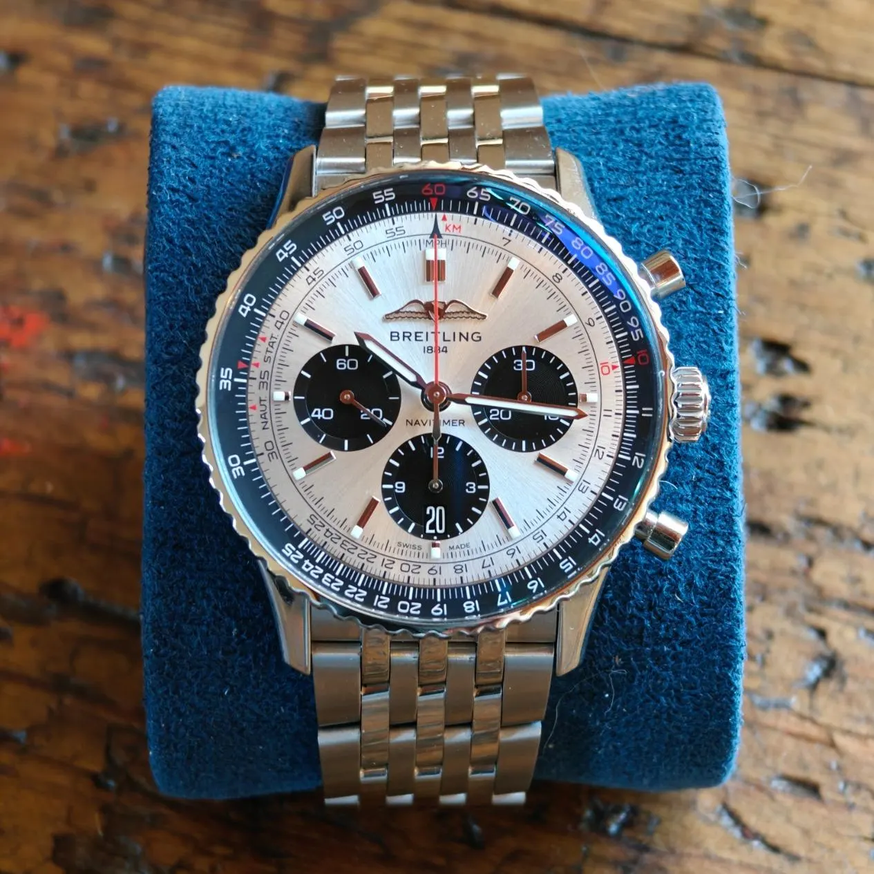 Breitling Navitimer B01 Chronograph 43 AB0138241G1A1