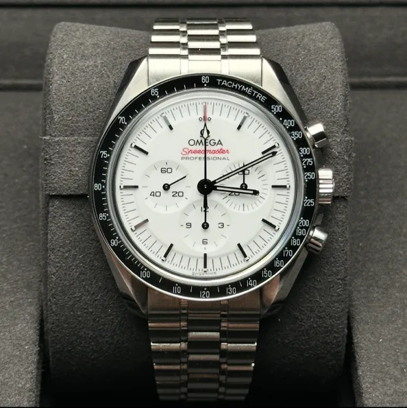 2024 Omega Speedmaster Moonwatch Professional Steel / White / Bracelet 310.30.42.50.04.001