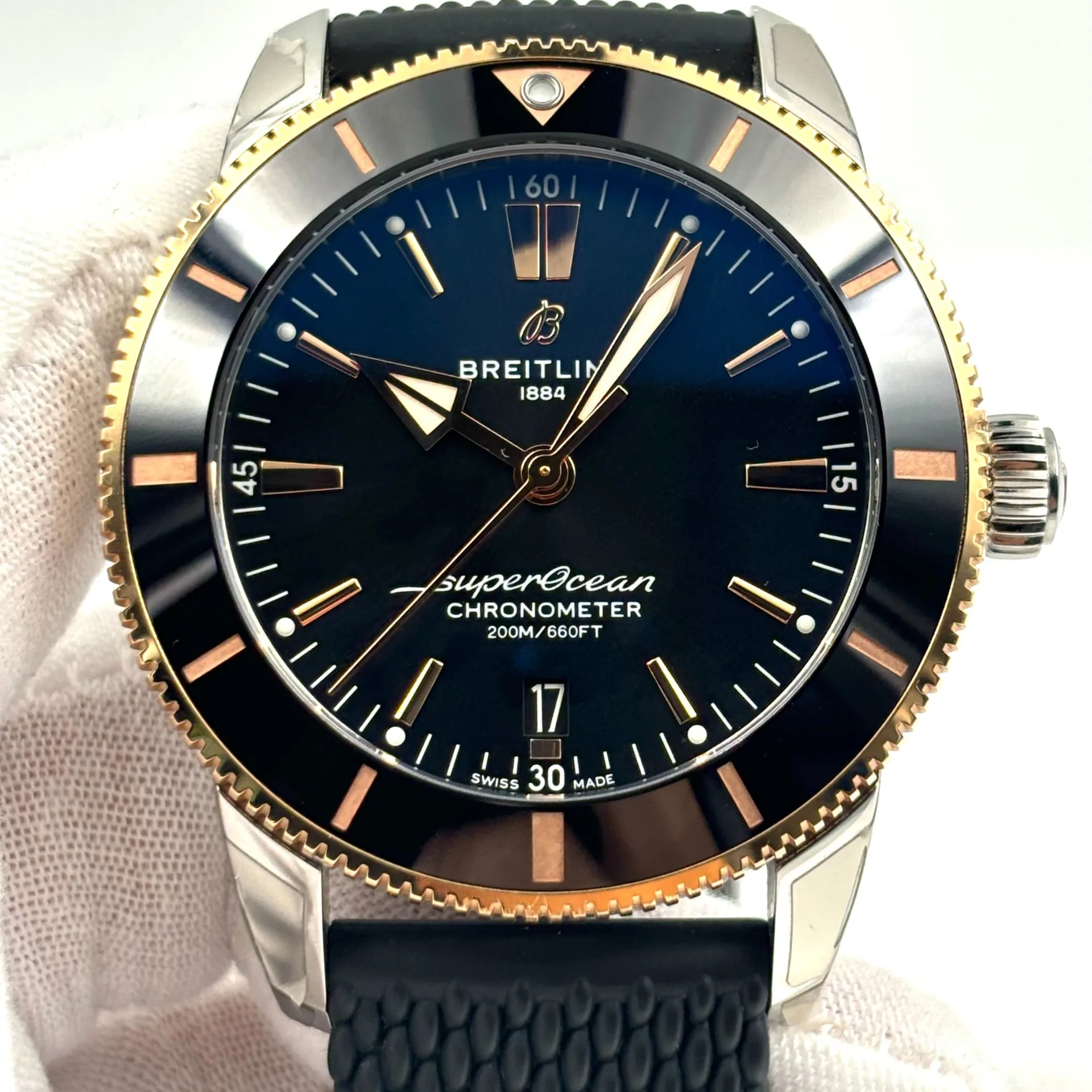 2019 Breitling Superocean Heritage II B20 Automatic 44 Steel / Red Gold / Black / Rubber / Folding UB2030121B1S1