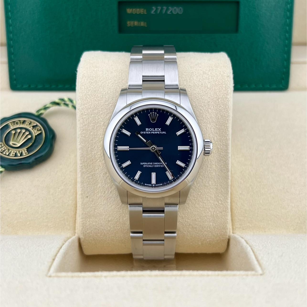 Oyster perpetual 31 blue hotsell