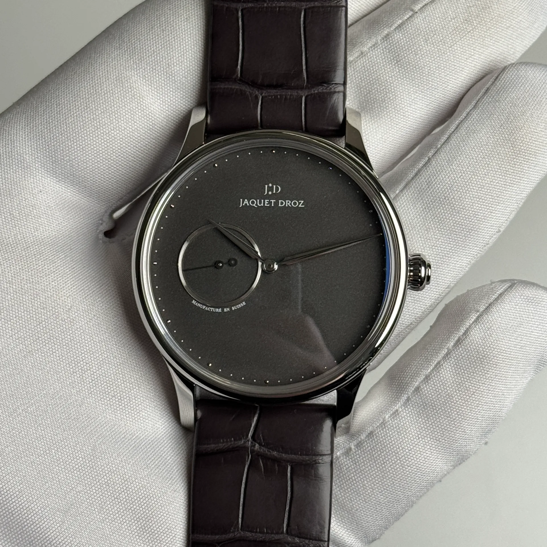 Jaquet Droz Grande Heure Minute Ardoise 43 Steel / Black / Strap J017030240