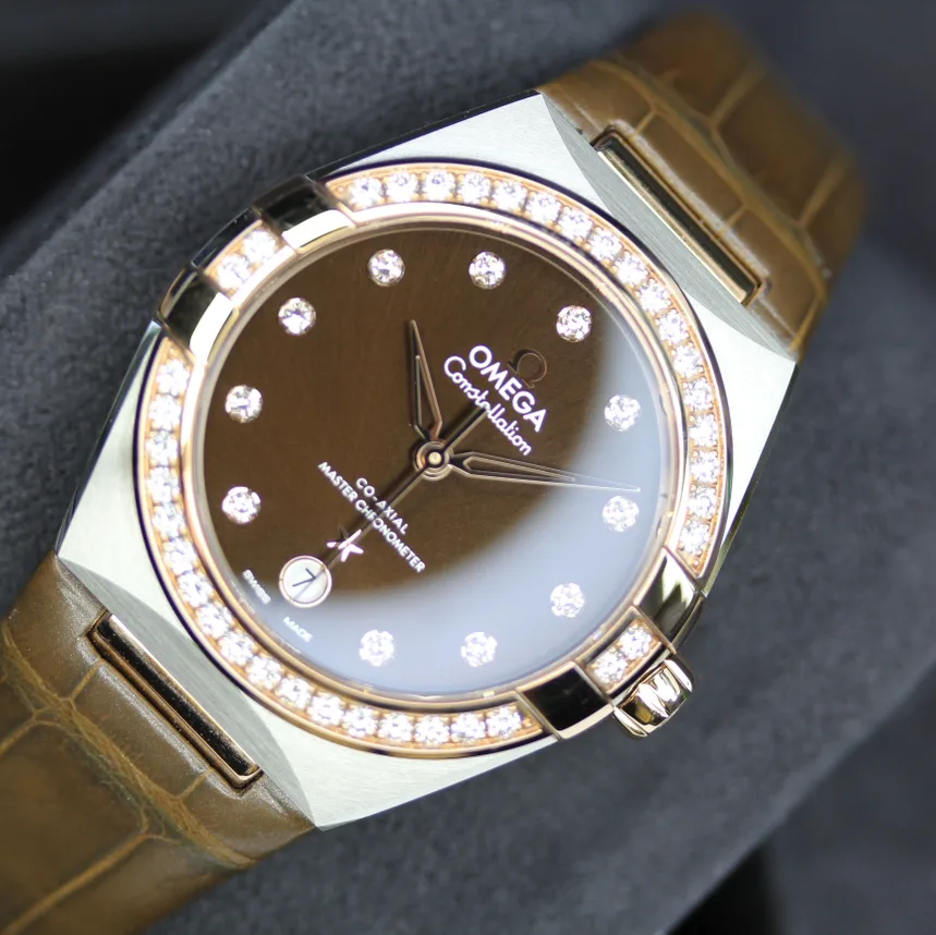 2025 Omega Constellation Master Chronometer 36 Two-Tone / Diamond-Set / Brown / Diamond-Set / Alligator  131.28.36.20.63.001