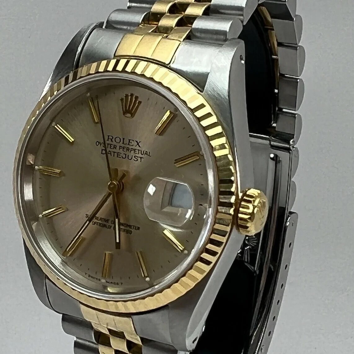 Rolex Datejust 36 Two-Tone / Fluted / Silvered / Jubilee 16233 Listing Image 2