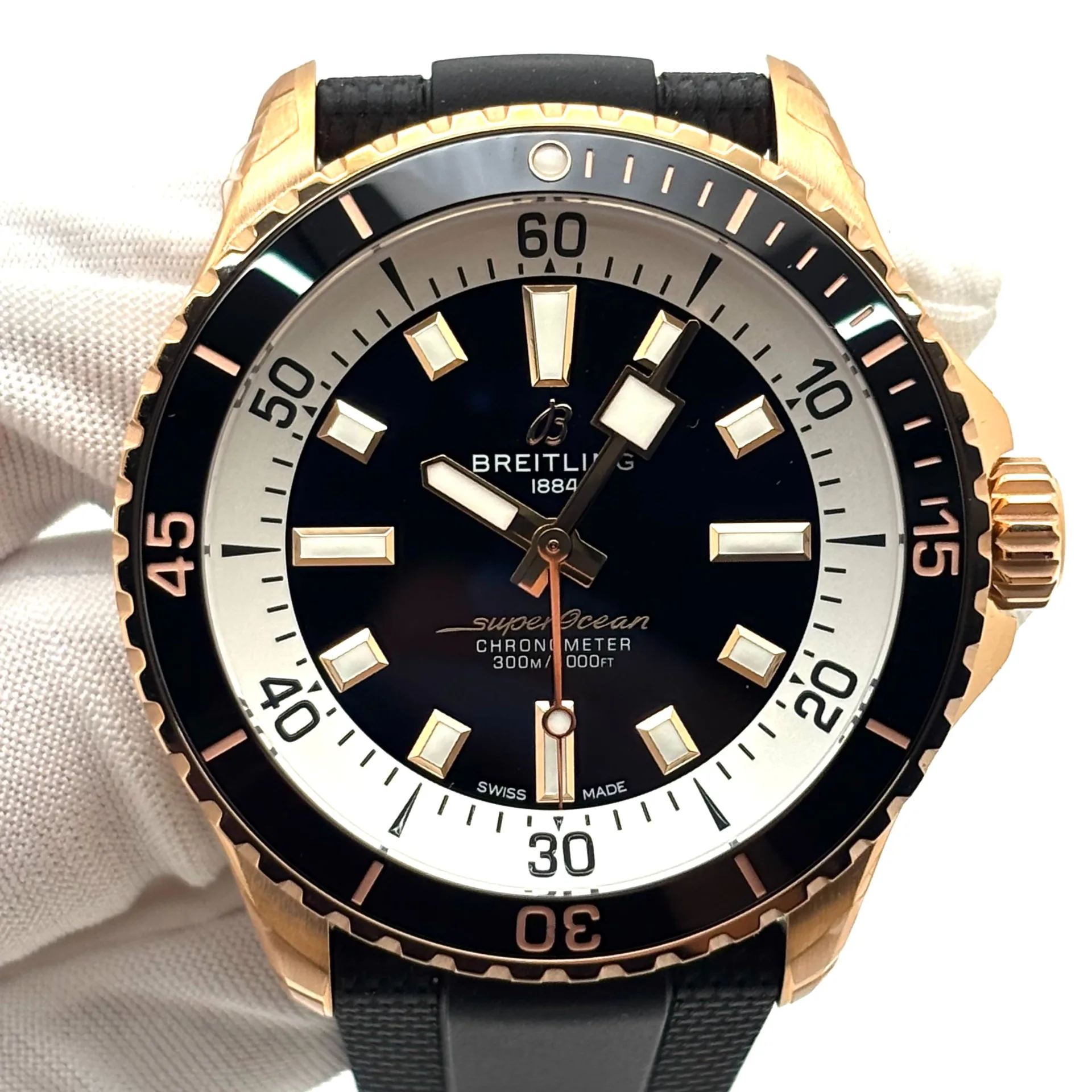 Breitling SuperOcean Automatic 42 Red Gold / Black / Rubber R17375211B1S1