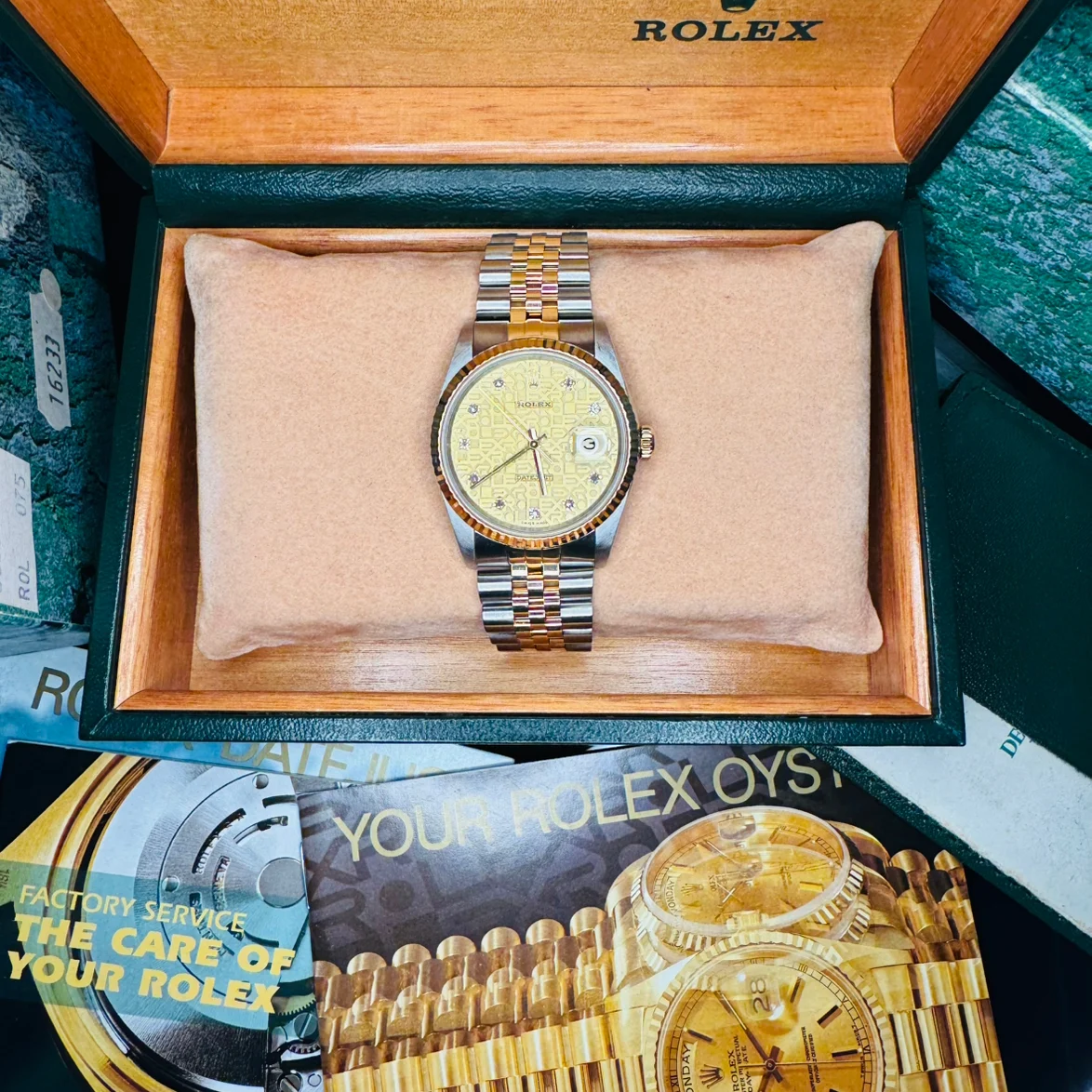 1990 Rolex Datejust 36 Two-Tone / Fluted / Champagne Jubilee-Motif / Diamond-Set / Jubilee 16233