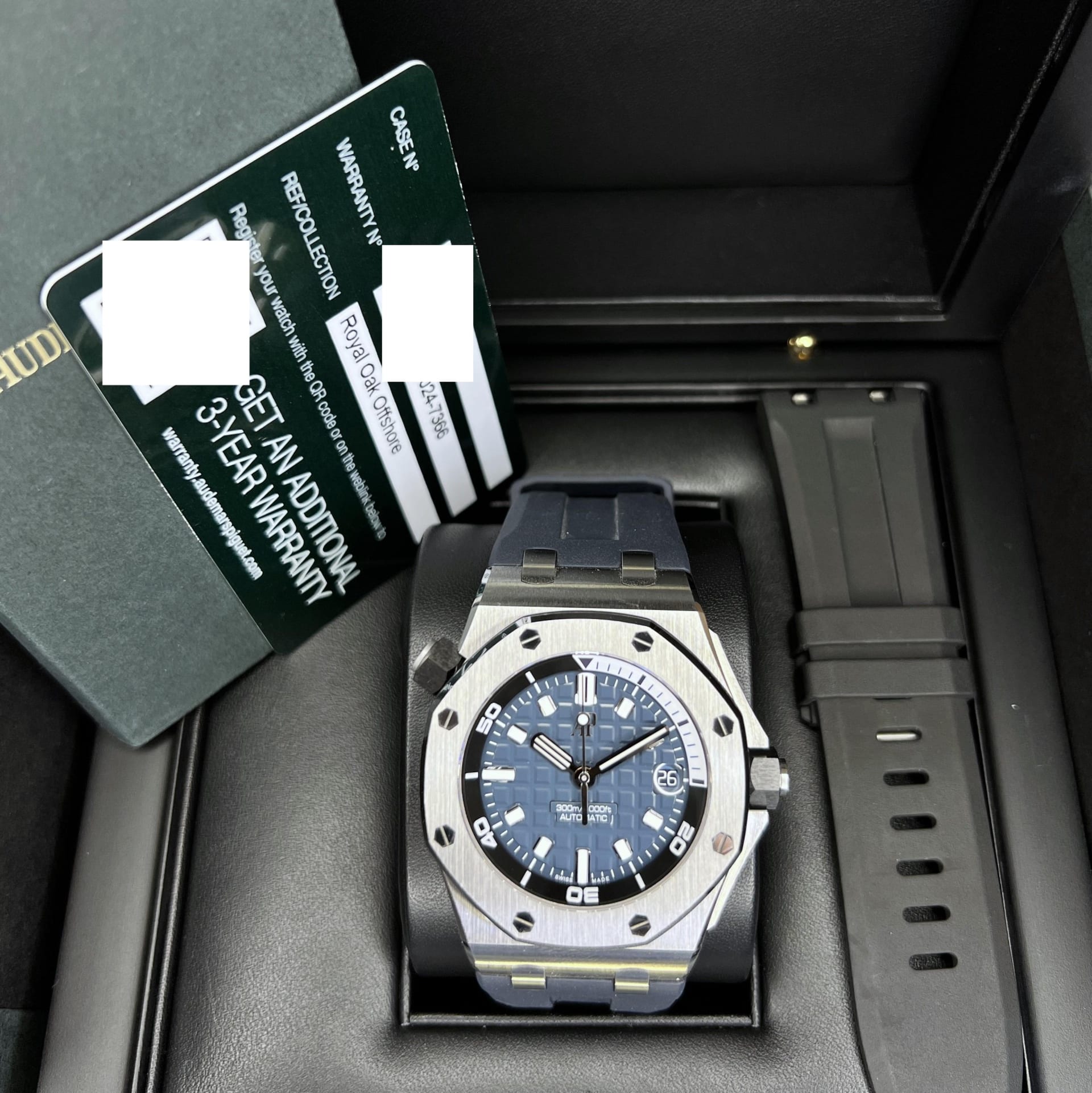 Unworn 2022 Audemars Piguet Royal Oak Offshore Diver Grey 15720ST