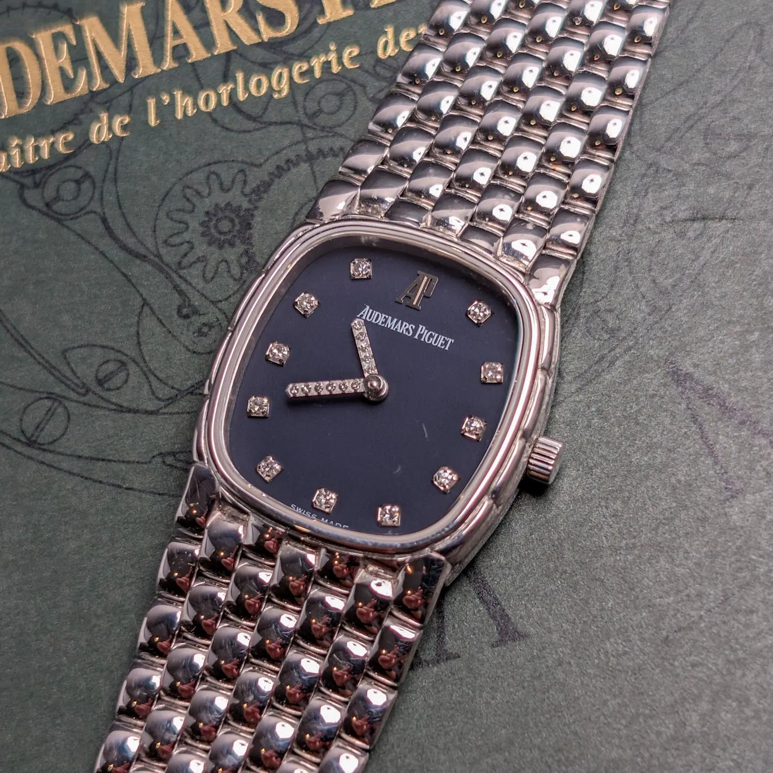 Audemars Piguet Cobra White Gold / Blue / Diamond-Set / Bracelet Cobra