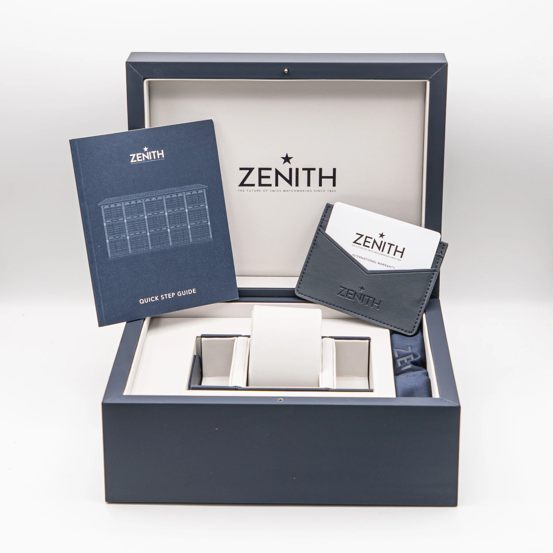 Auction: Zenith Chronomaster Sport 41 Steel / Blue / Bracelet