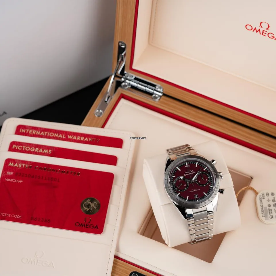 2025 Omega Speedmaster '57 Co-Axial Chronometer Chronograph 40.5 MM / Red / Bracelet 332.10.41.51.11.001