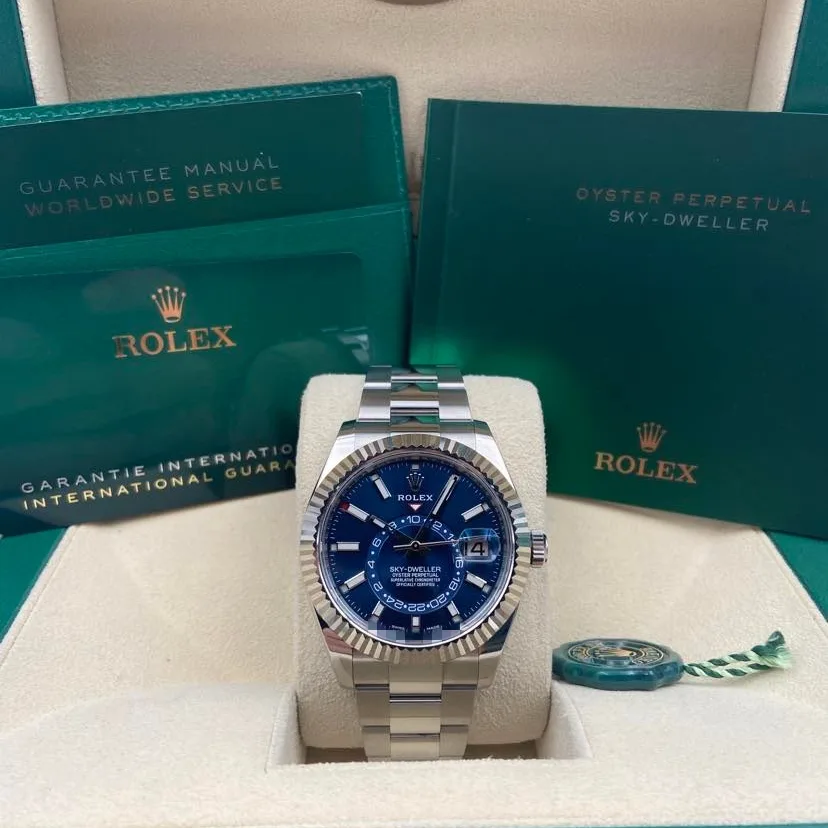 2022 Rolex Sky-Dweller / Fluted / Blue / Oyster 326934-0003 Listing Image 5