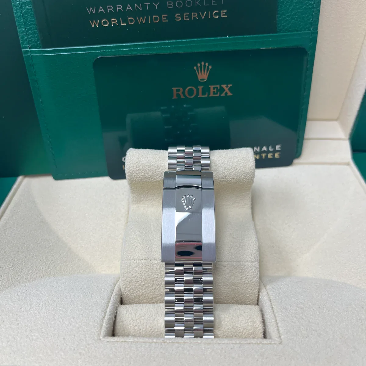 Rolex Datejust 36 Smooth / Mint Green / Jubilee 126200-0023 Listing Image 5