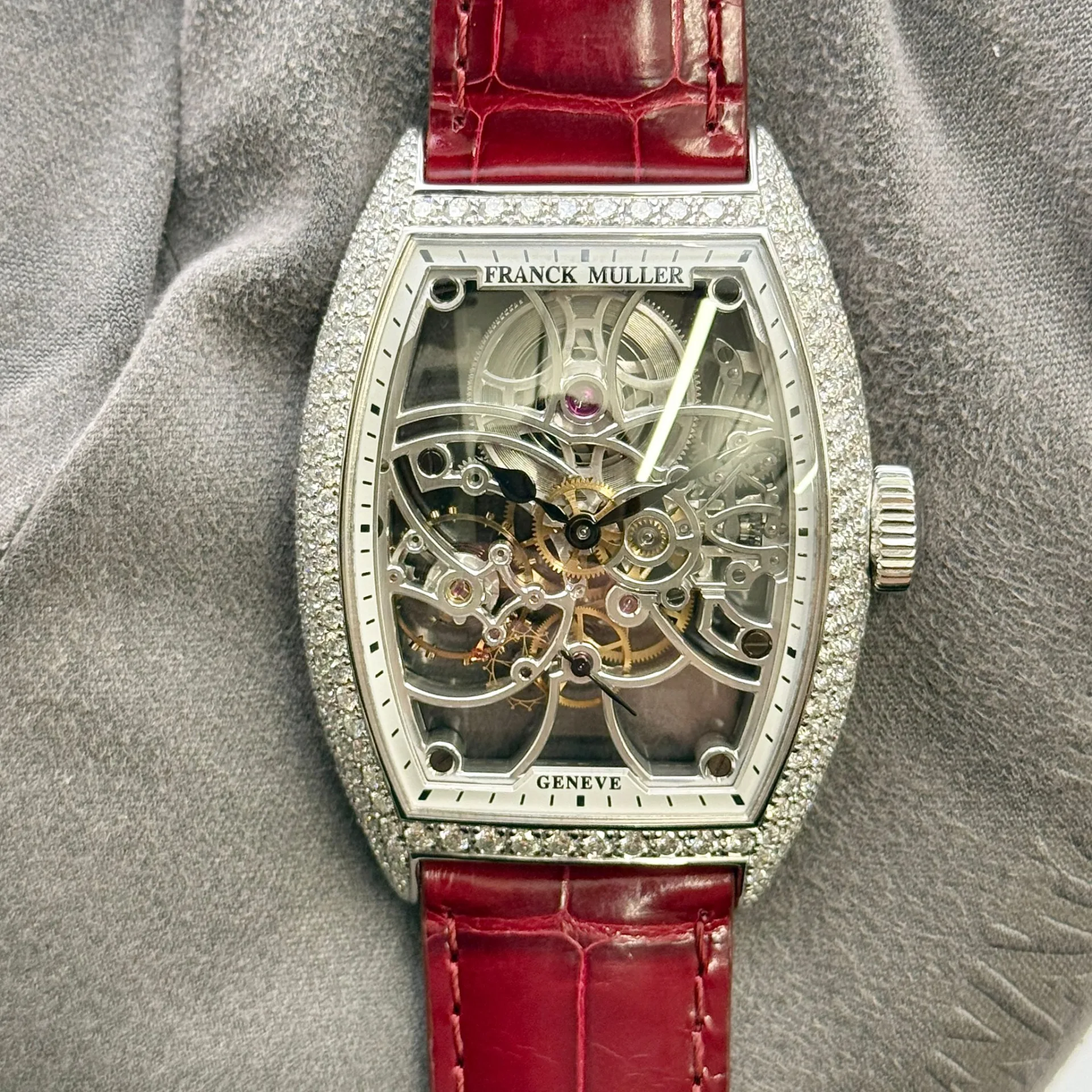 Franck Muller Cintrée Curvex White Gold / Diamond-Set / Skeletonized / Strap 7880 B S6 SQT DP WG