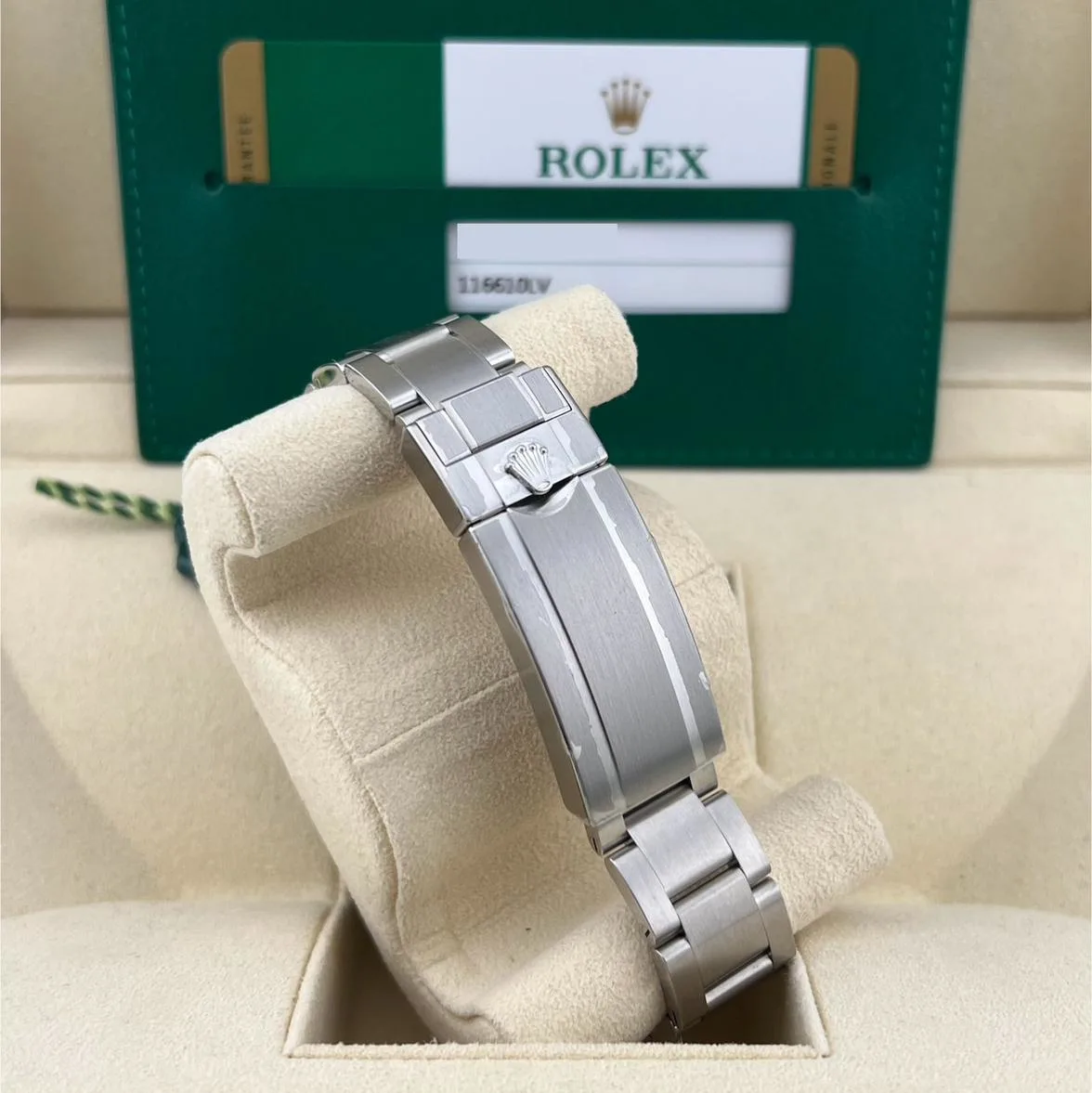 2019 Rolex Submariner "Hulk" 116610LV Listing Image 5