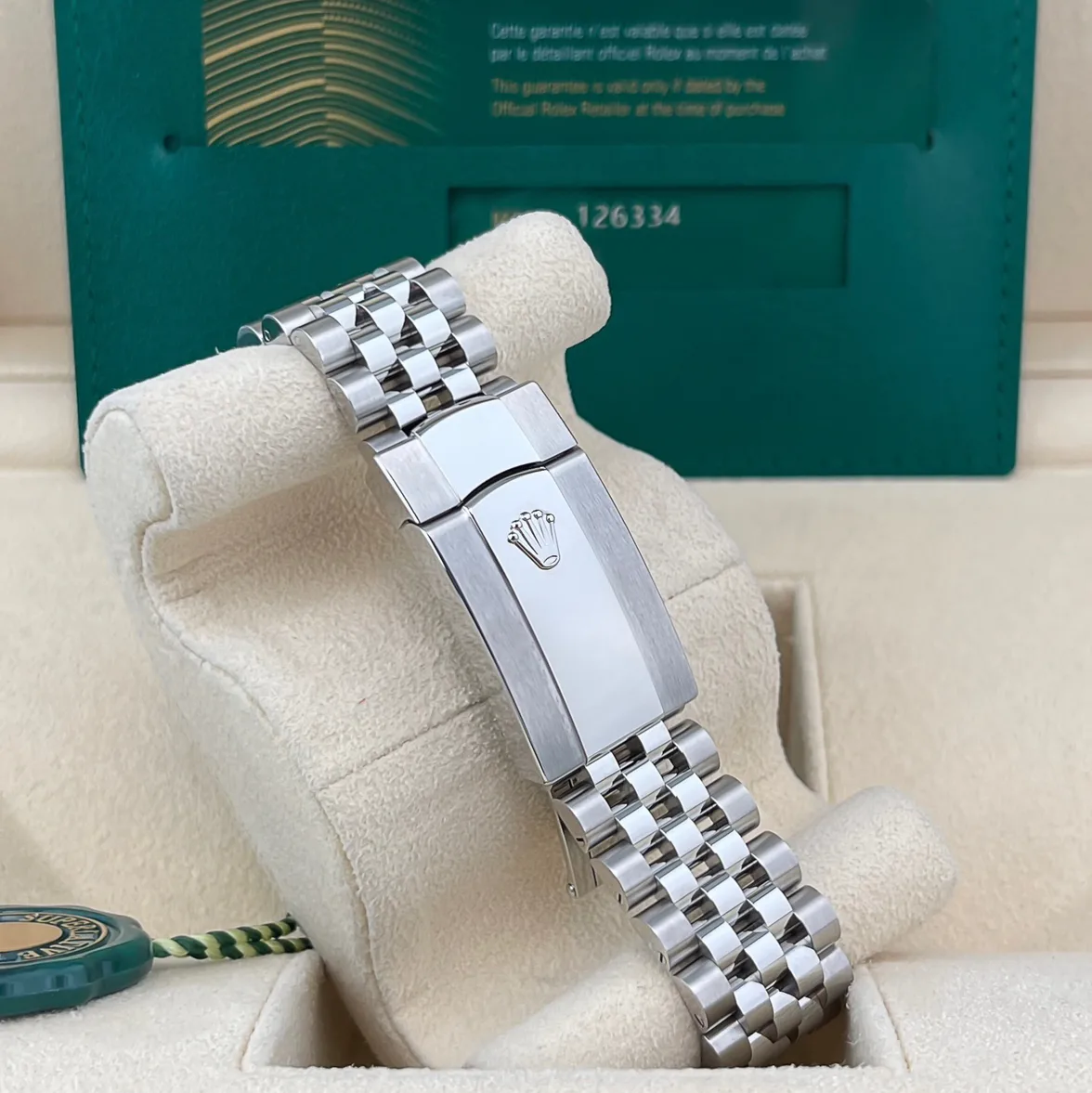 2025 Rolex Datejust 41 Steel / Fluted / Azzurro Blue / Roman / Jubilee 126334-0026 Listing Image 4