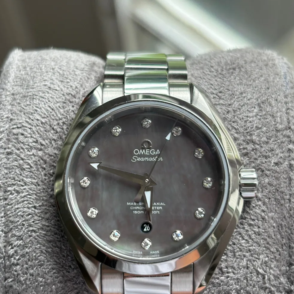Omega Seamaster Aqua Terra 150M Master Co-Axial 34 Stainless Steel / Grey MOP / Bracelet 231.10.34.20.57.001