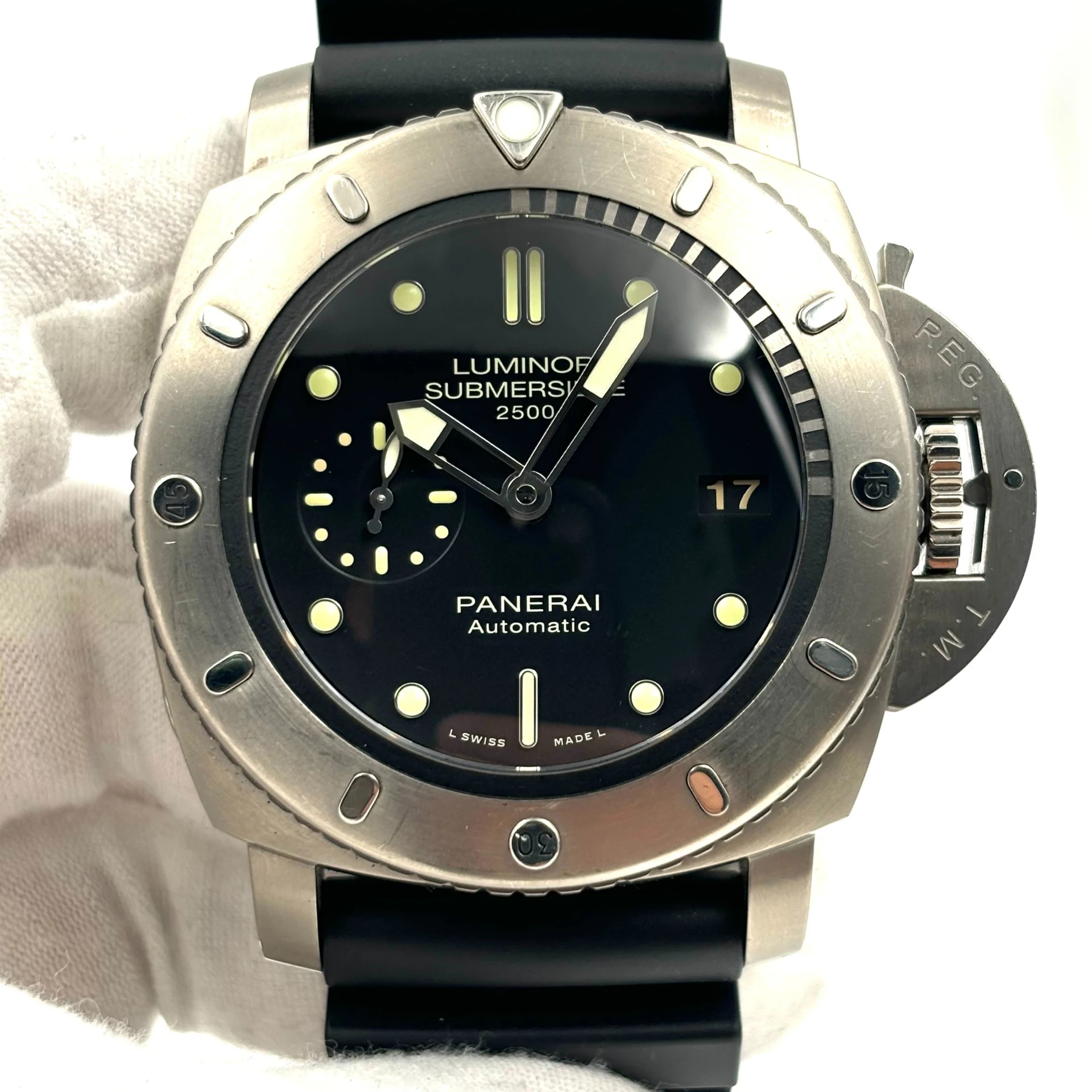 Panerai Luminor Submersible 1950 2500M 3 Days Automatic Titanio PAM00364