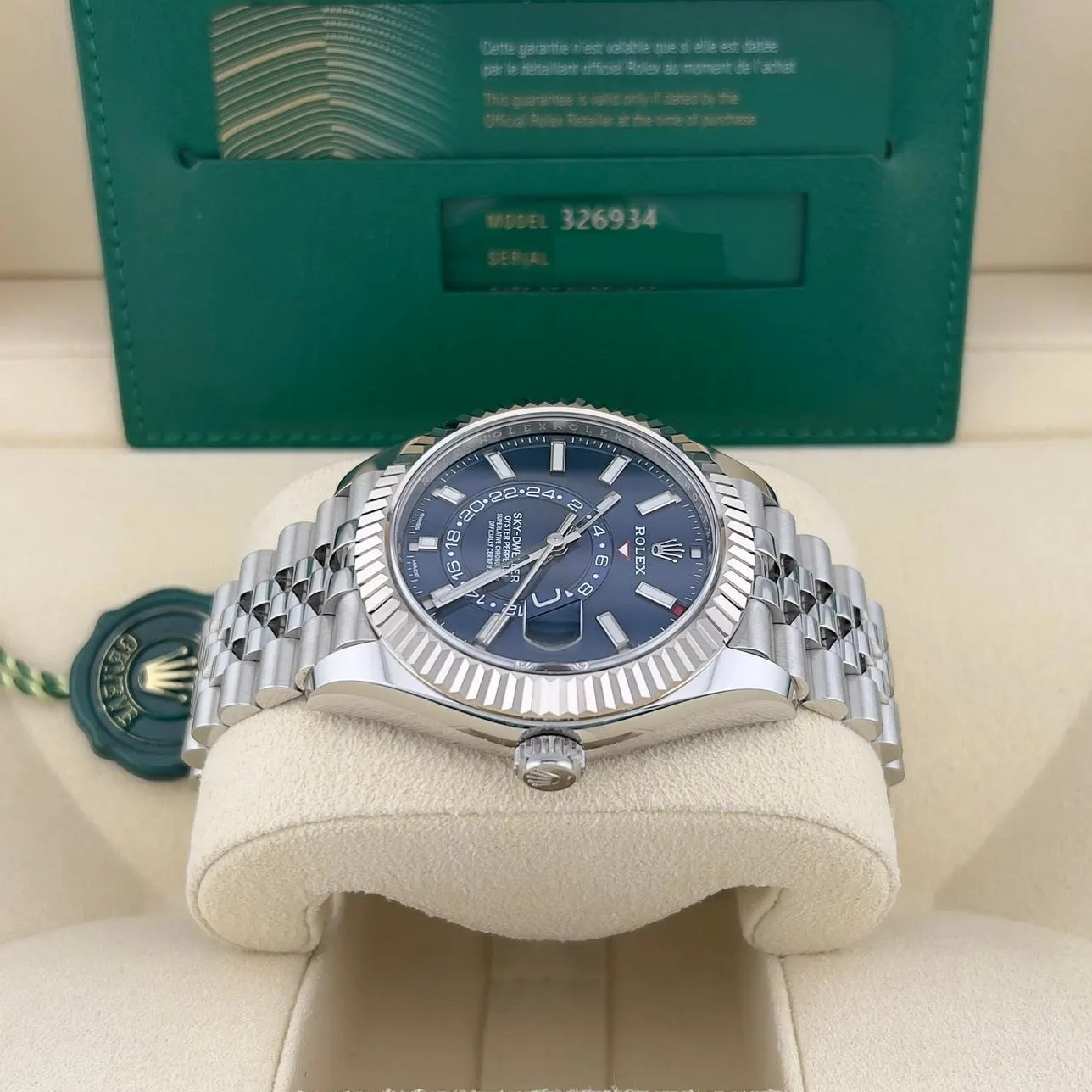 2021 Rolex Sky-Dweller Fluted / Blue / Jubilee 326934-0004 Listing Image 3