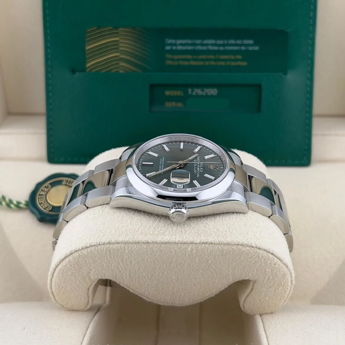 2023 Rolex Datejust 36 Smooth / Mint Green / Oyster 126200-0024 Listing Image 3