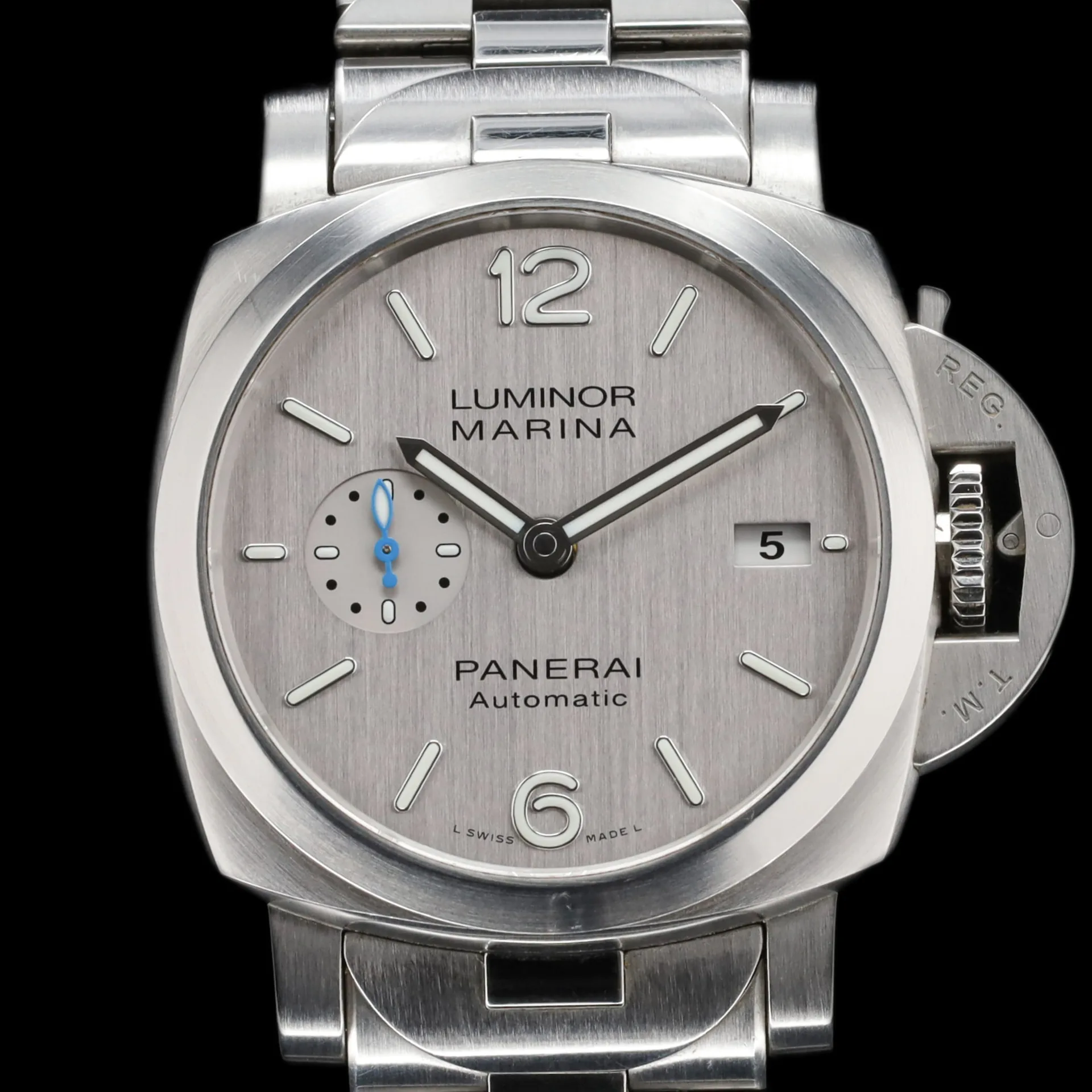 2021 Panerai Luminor 1950 Marina 42 3 Days Automatic Stainless Steel / Silver / Bracelet PAM00977