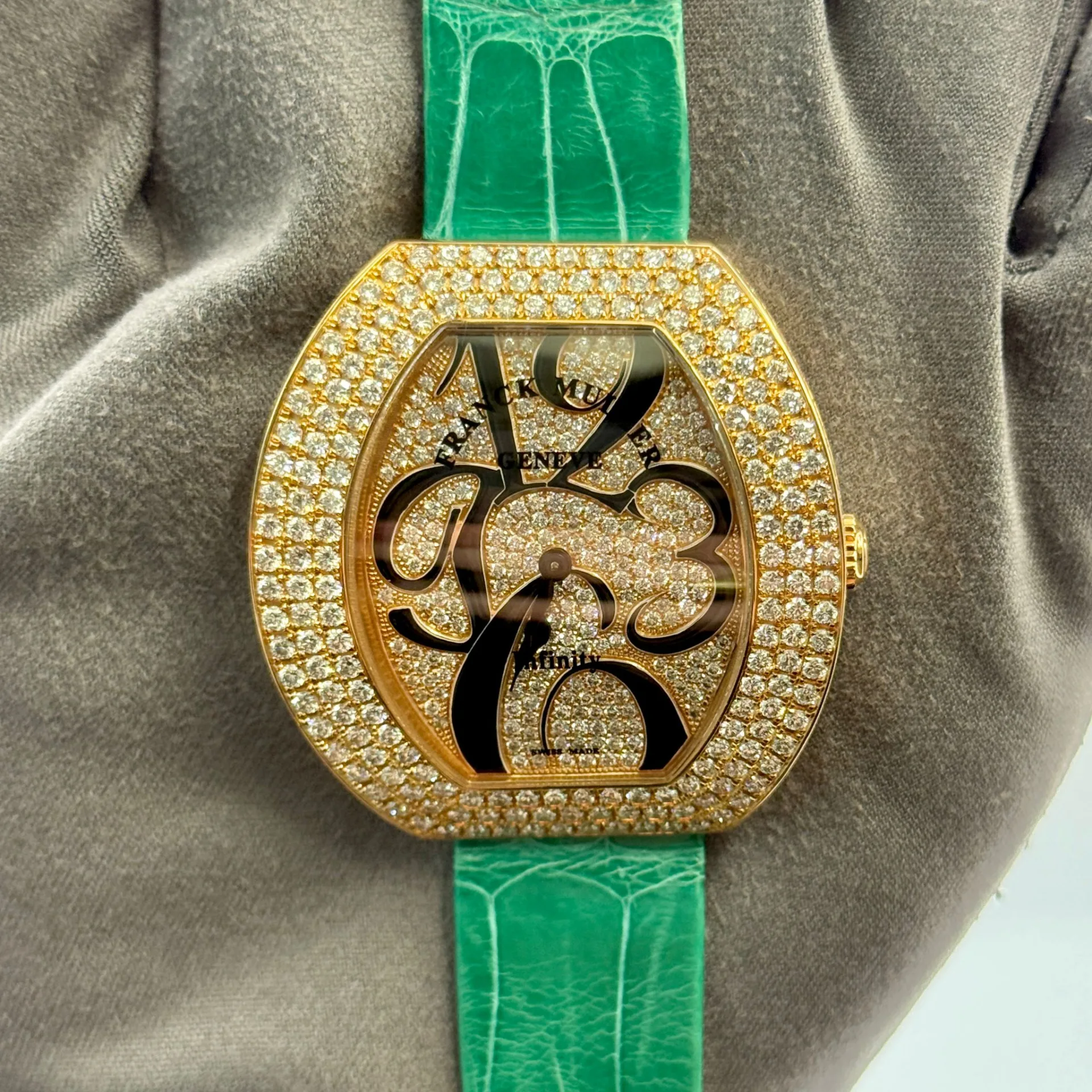 Franck Muller Infinity Rose Gold / Diamond-Set / Diamond-Pave / Arabic / Strap 3540 QZ A D4 CD