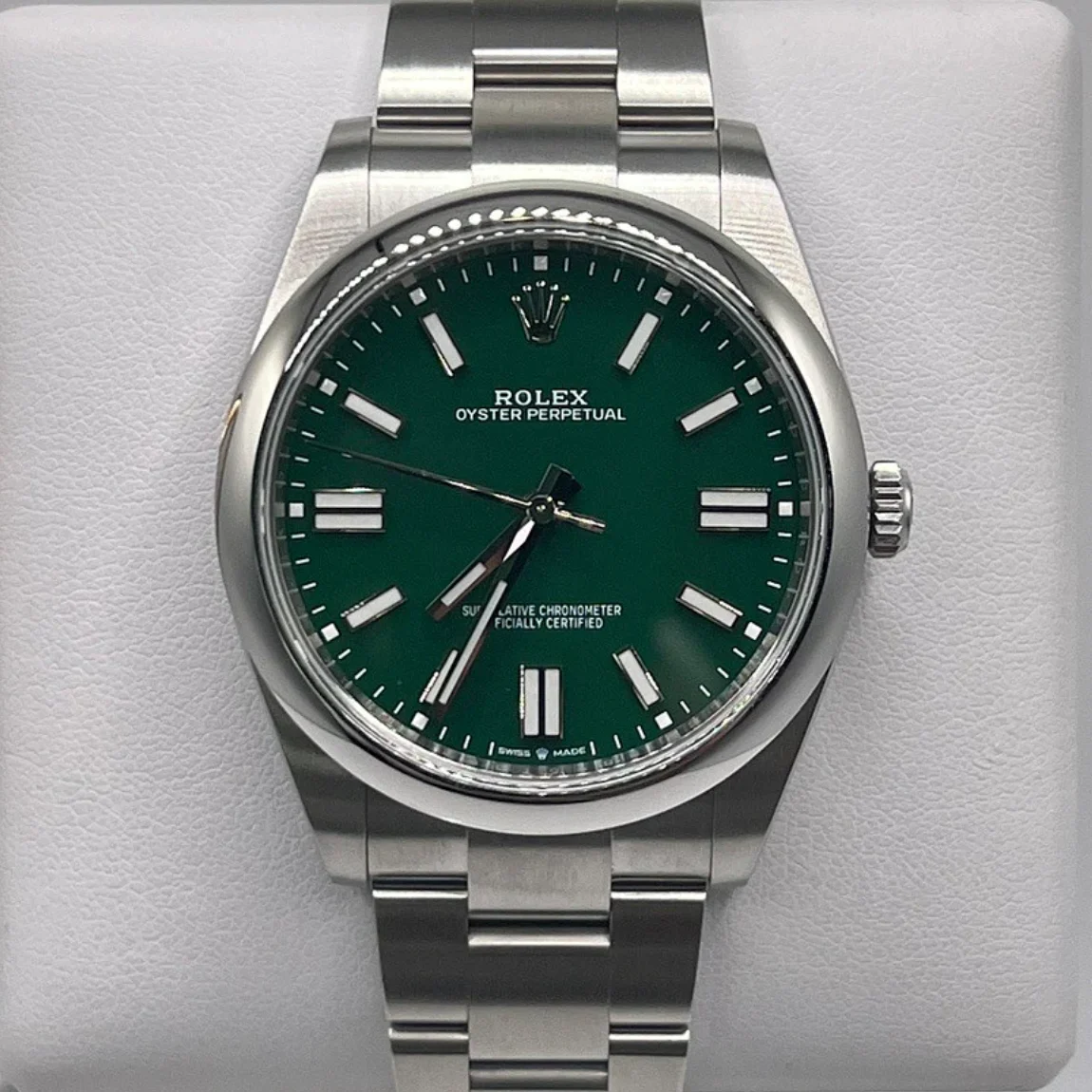 2022 Rolex Oyster Perpetual 41 Green 124300-0005 Listing Image 1