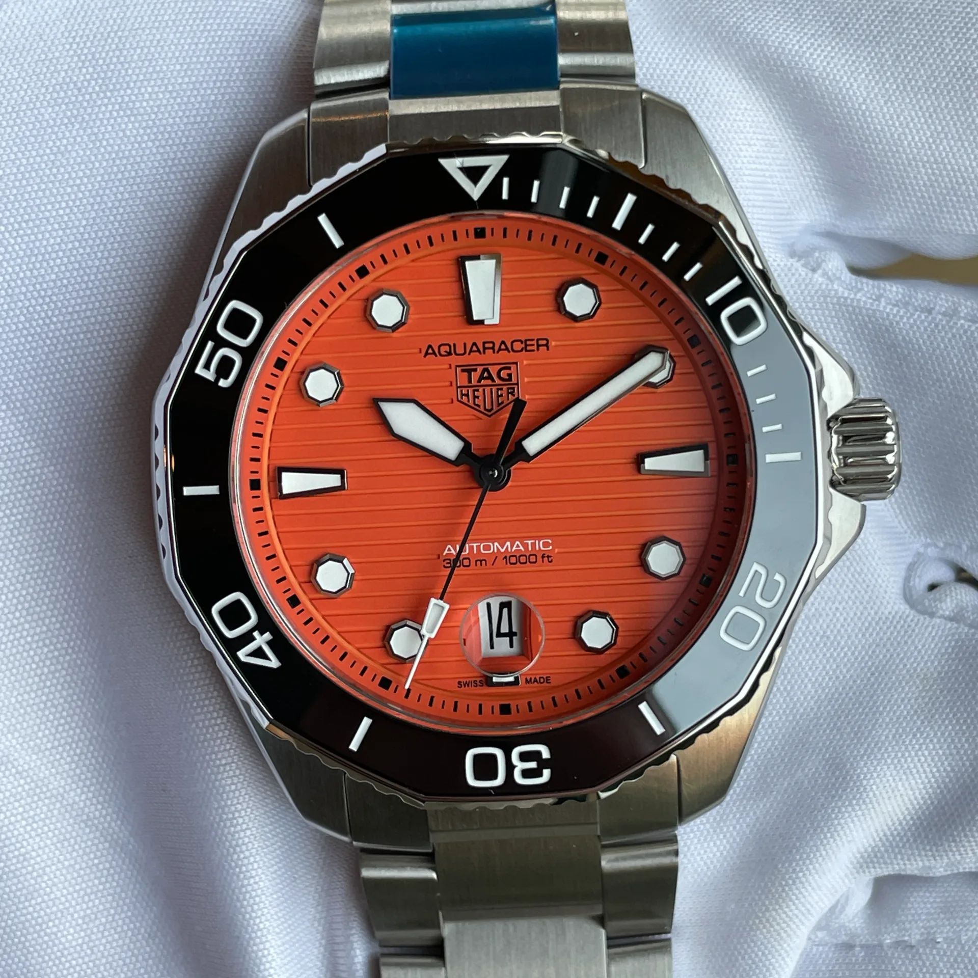 2024 Tag Heuer Aquaracer Professional 300 Orange Diver WBP201F.BA0632