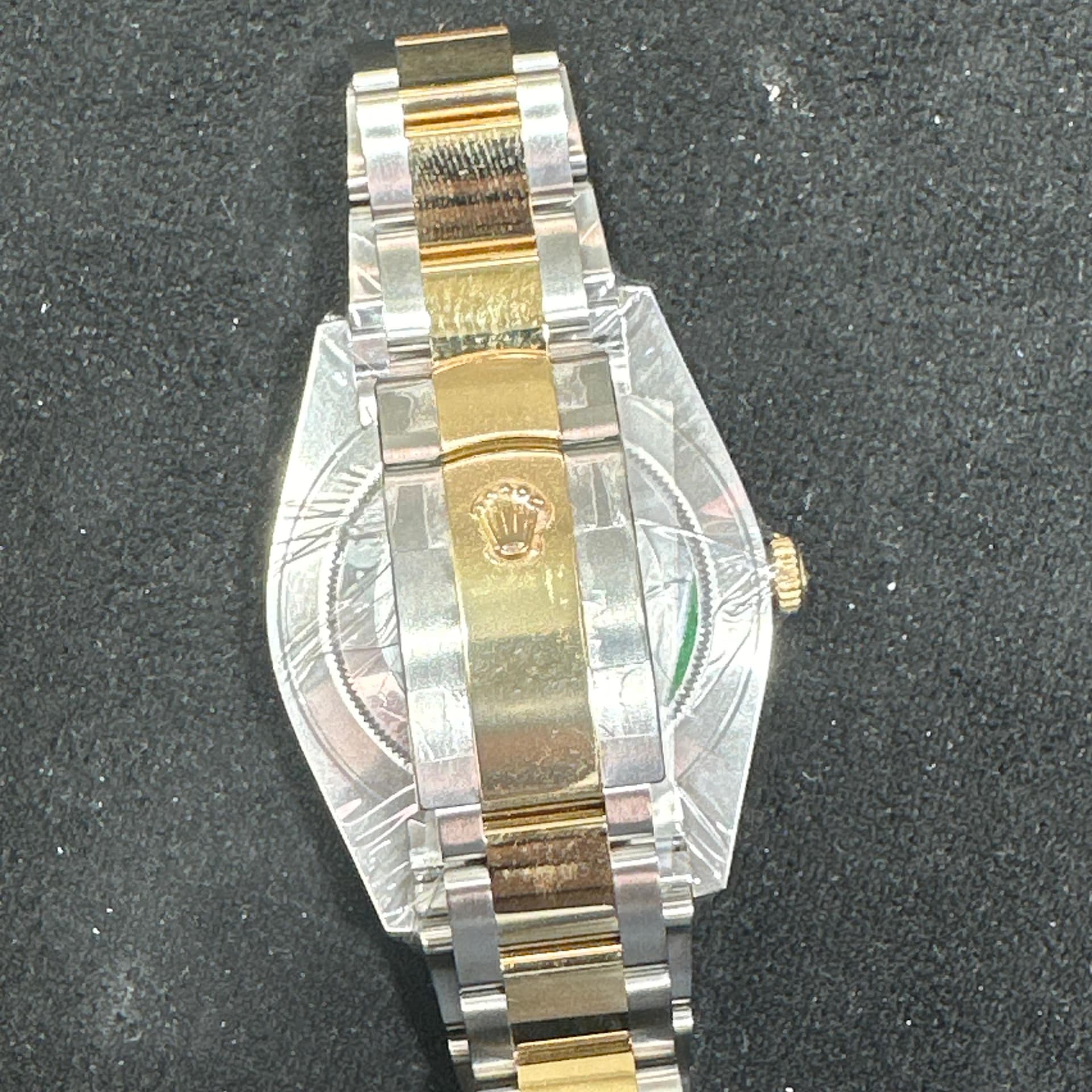 Rolex Datejust 41 Two-Tone / Smooth / Champagne / Oyster Rolex Datejust 41 Two-Tone / Smooth / Champagne / Oyster