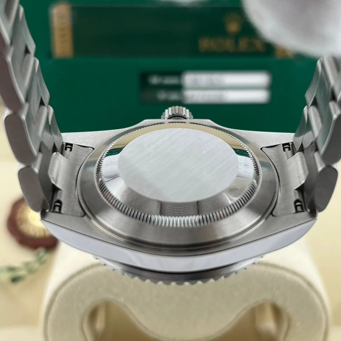 2008 Rolex Submariner Date "Kermit" 16610LV Listing Image 8