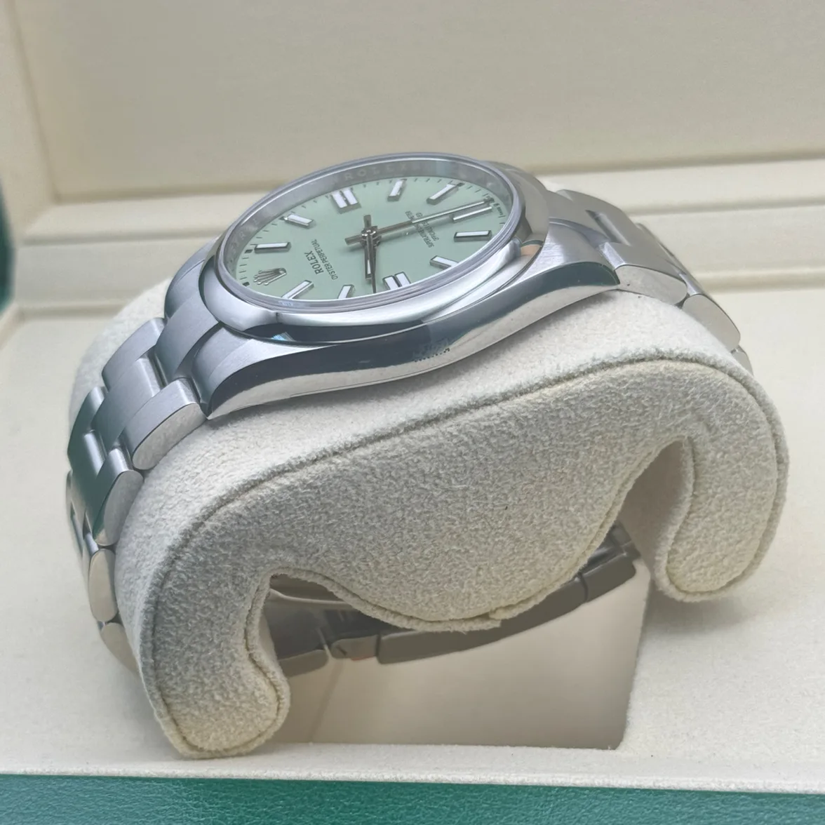 Auction: 2025 Rolex Oyster Perpetual 41 Steel / Smooth / Pistachio