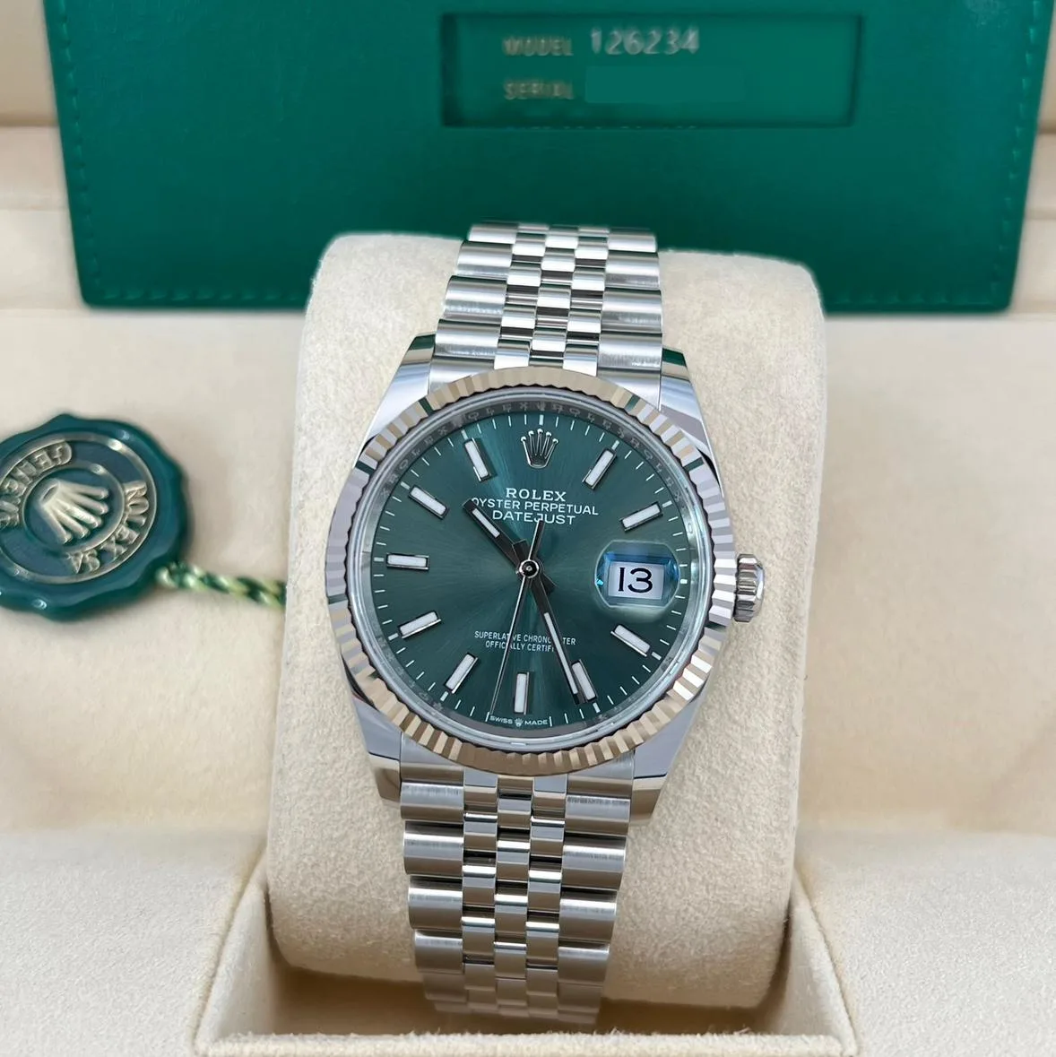 2024 Rolex Datejust 36 Steel / Fluted / Mint Green / Jubilee 126234-0051 Listing Image 2