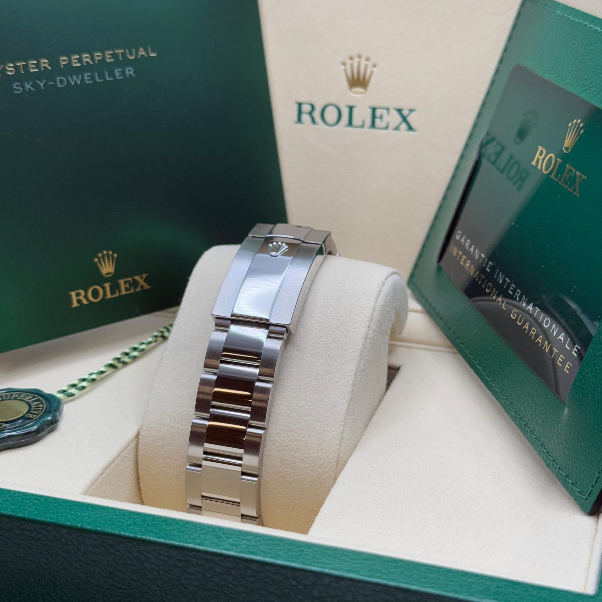 Rolex Sky-Dweller 42 Steel / Fluted / Green / Oyster 336934-0001