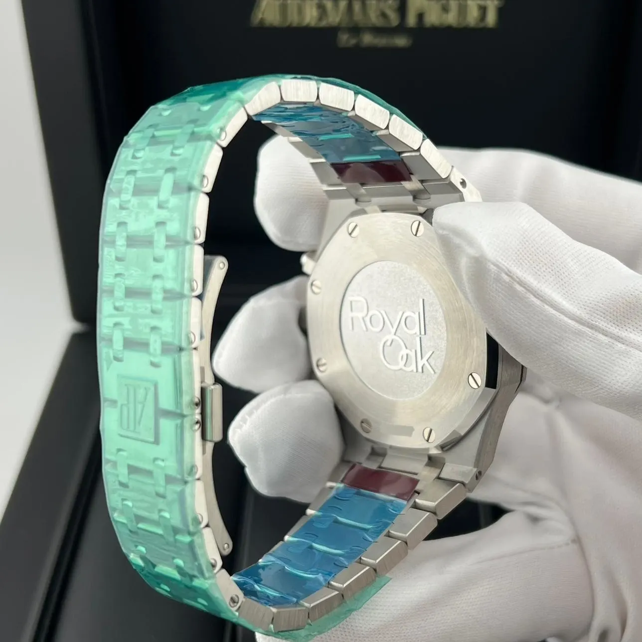 2020 Audemars Piguet Royal Oak Chronograph 41 / Silver and Black 26331ST.OO.1220ST.03 Listing Image 7