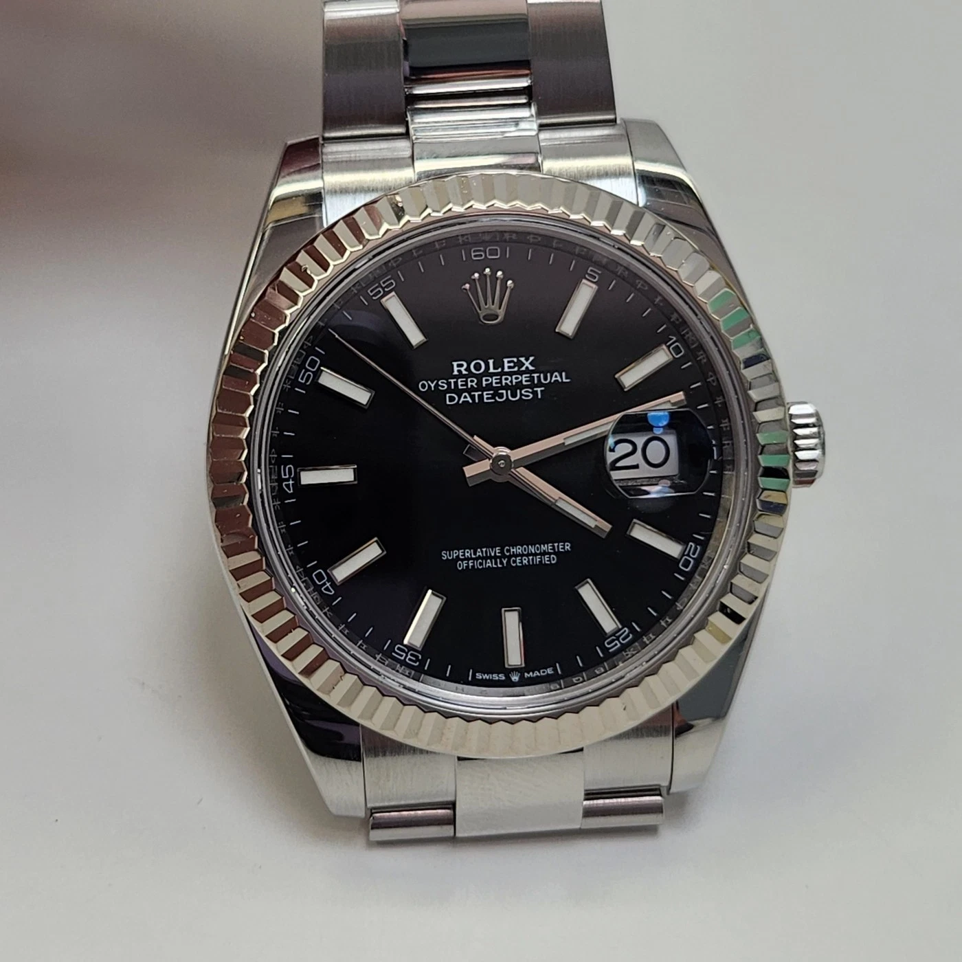 Rolex Datejust 41 Fluted / Black / Oyster 126334-0017