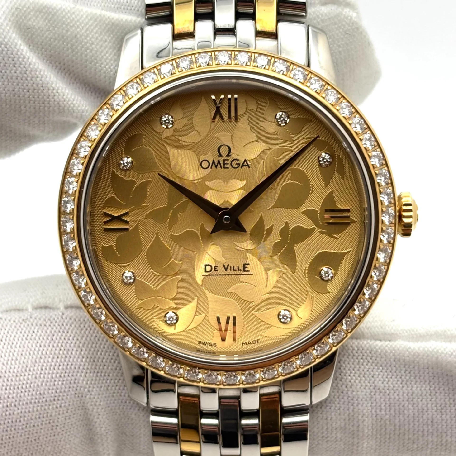 2024 Omega De Ville Prestige Quartz "Butterfly" 32.7 Two-Tone / Diamond-Set / Champagne / Diamond-Set Roman / Steel/Yellow Gold 424.25.33.60.58.001