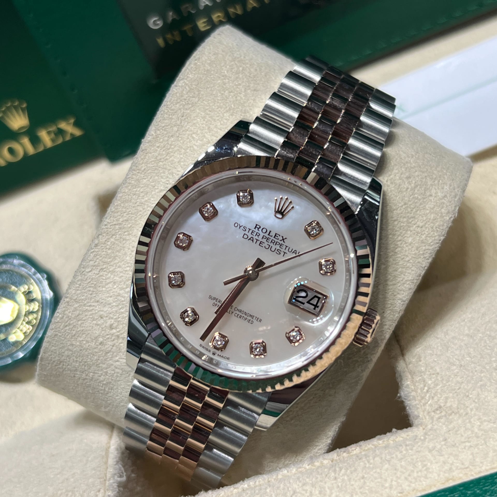 Rolex Datejust 36 Two-Tone Fluted / MOP / Diamond-Set