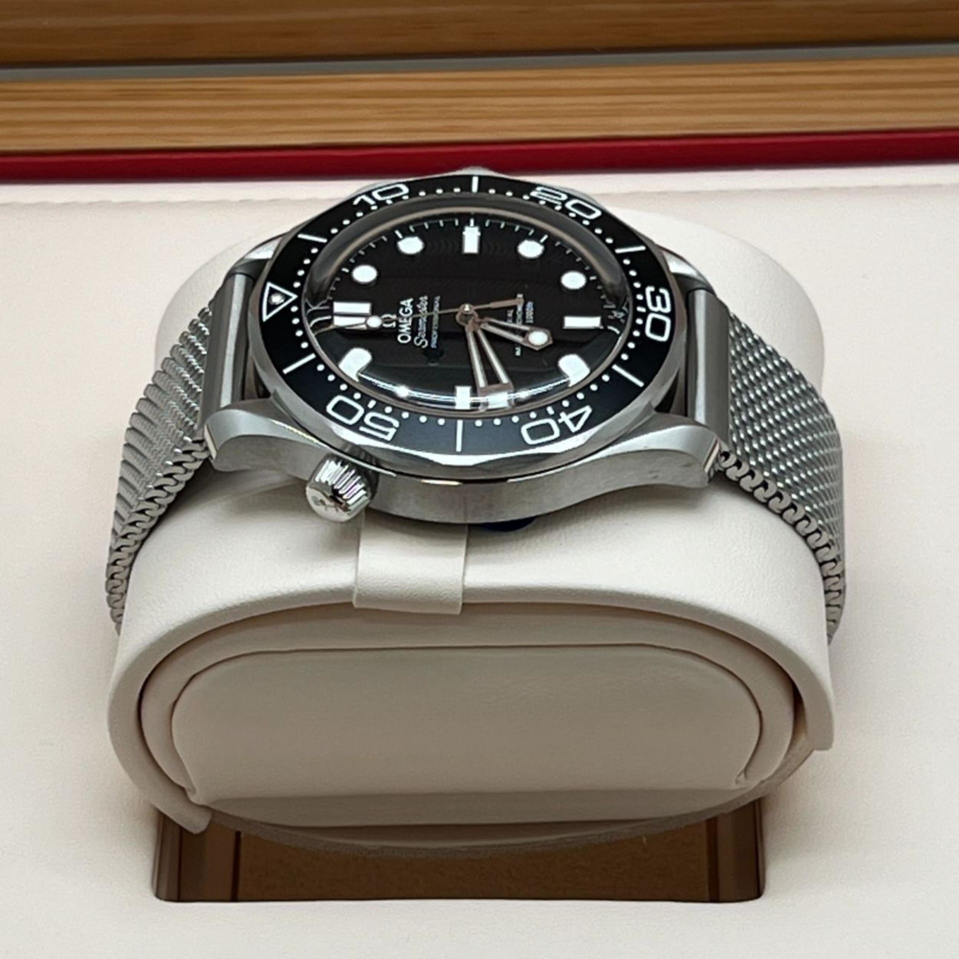 Omega Seamaster Diver 300M 42 Steel / Aluminium / Black
