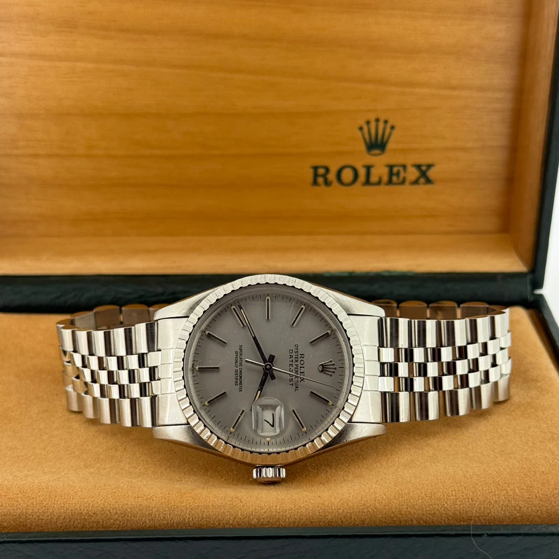 1984 Rolex Datejust 36 Steel / Engine-Turned / Silvered / Jubilee 16030