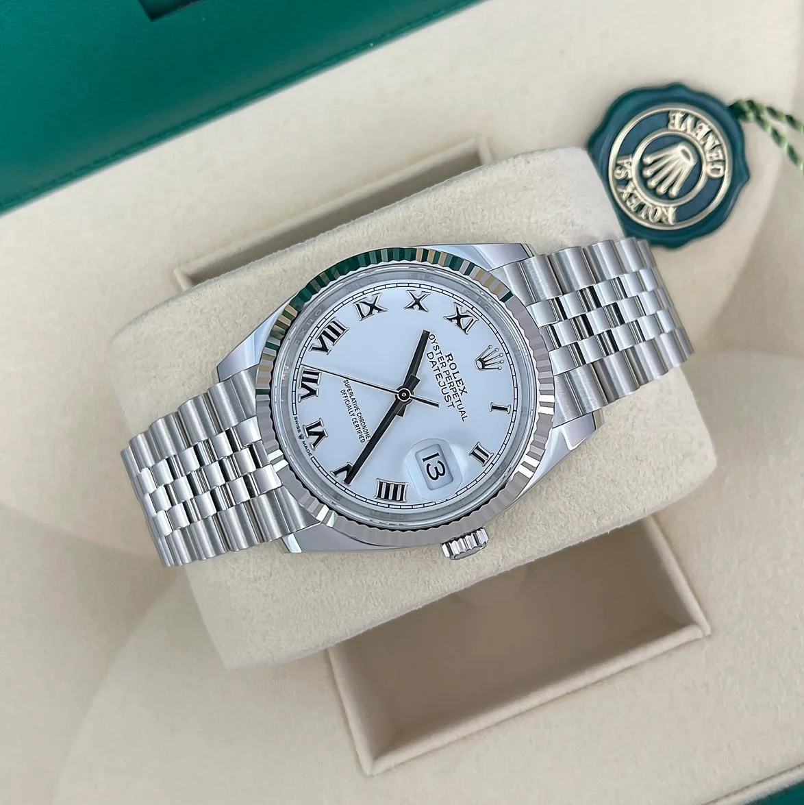 2024 Rolex Datejust 36 Fluted / White / Roman / Jubilee 126234-0025 Listing Image 4