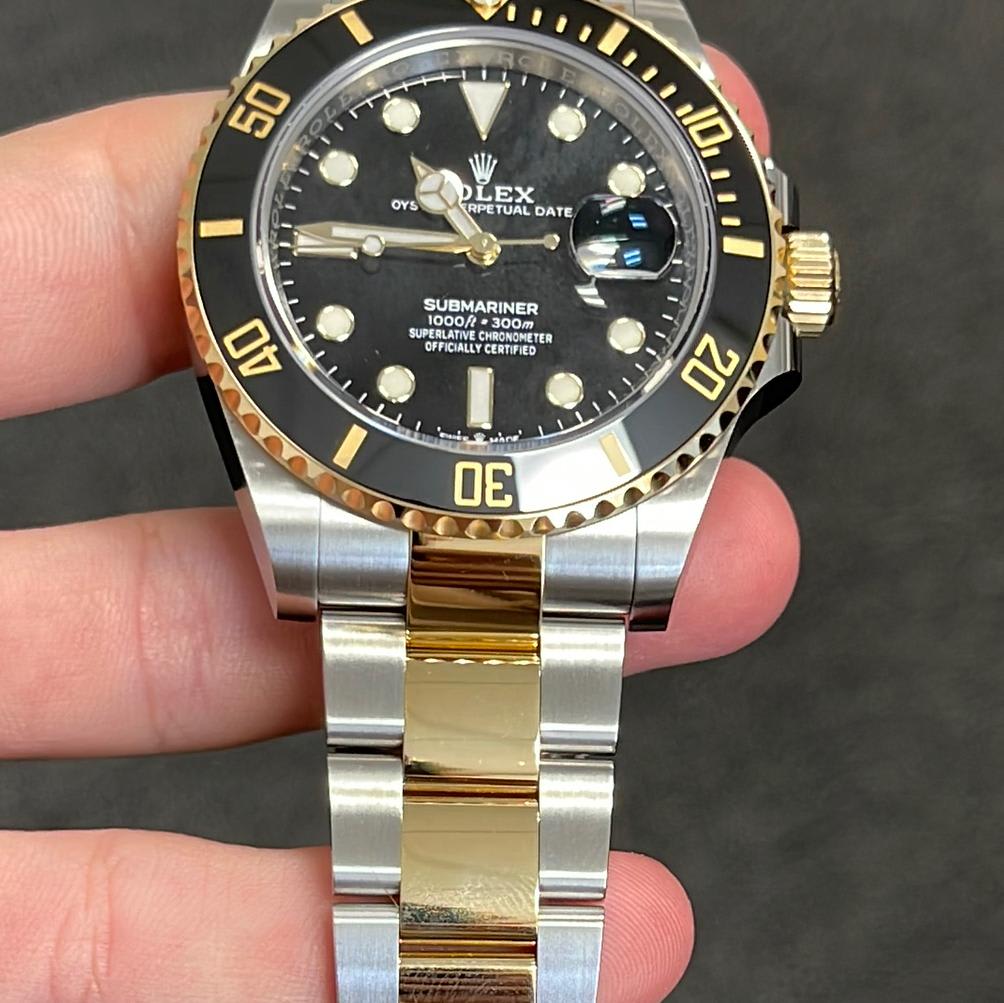 Rolex submariner half outlet gold price