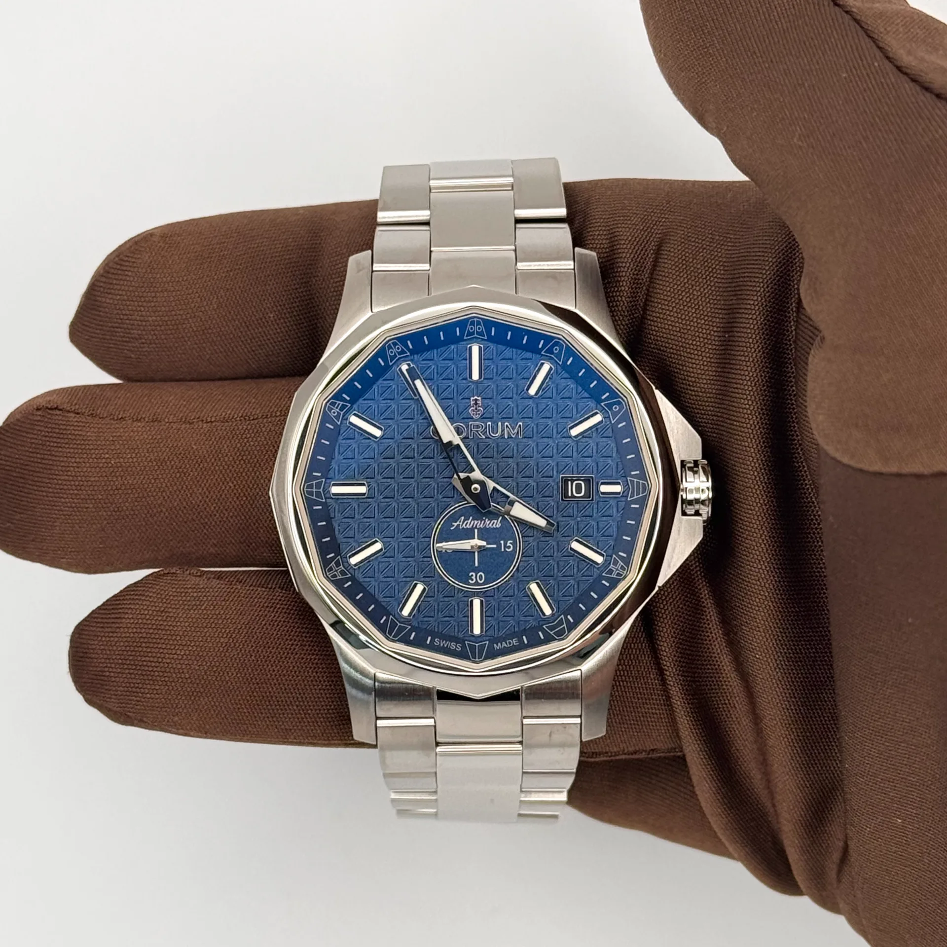 2024 Corum Admiral 42 Automatic Steel / Blue / Bracelet A395/04291 - 395.110.20/V720 AB60