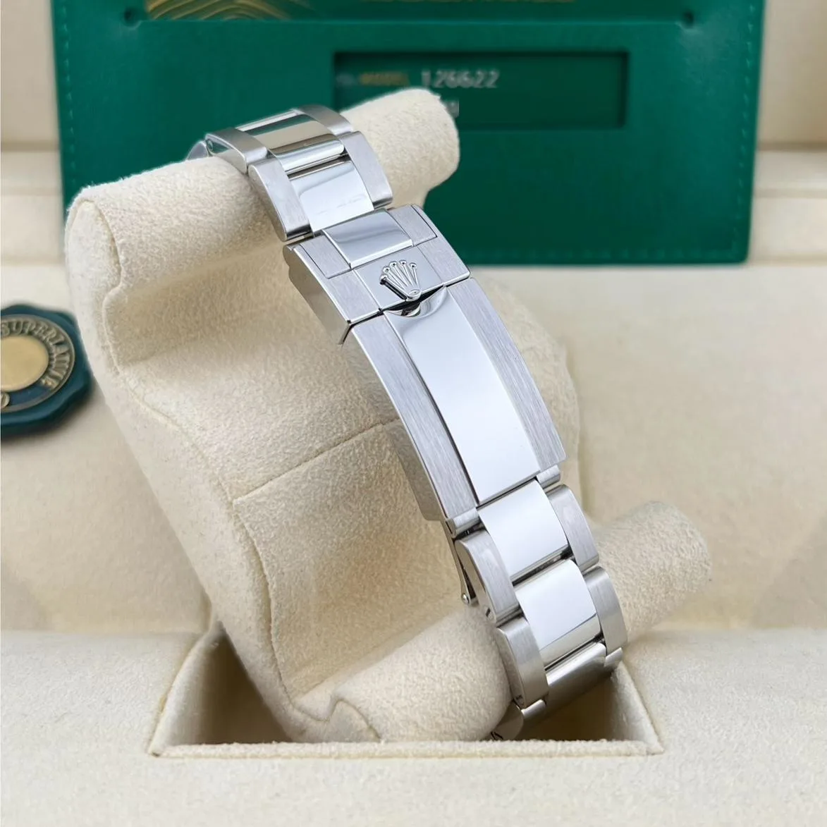 2021 Rolex Yacht-Master 40 Blue 126622-0002 Listing Image 6