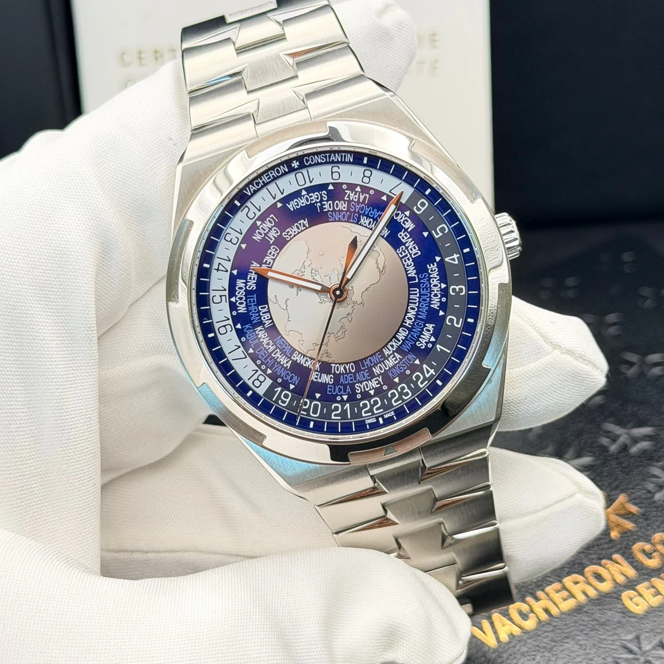 2017 Vacheron Constantin Overseas World Time 7700V/110A-B172