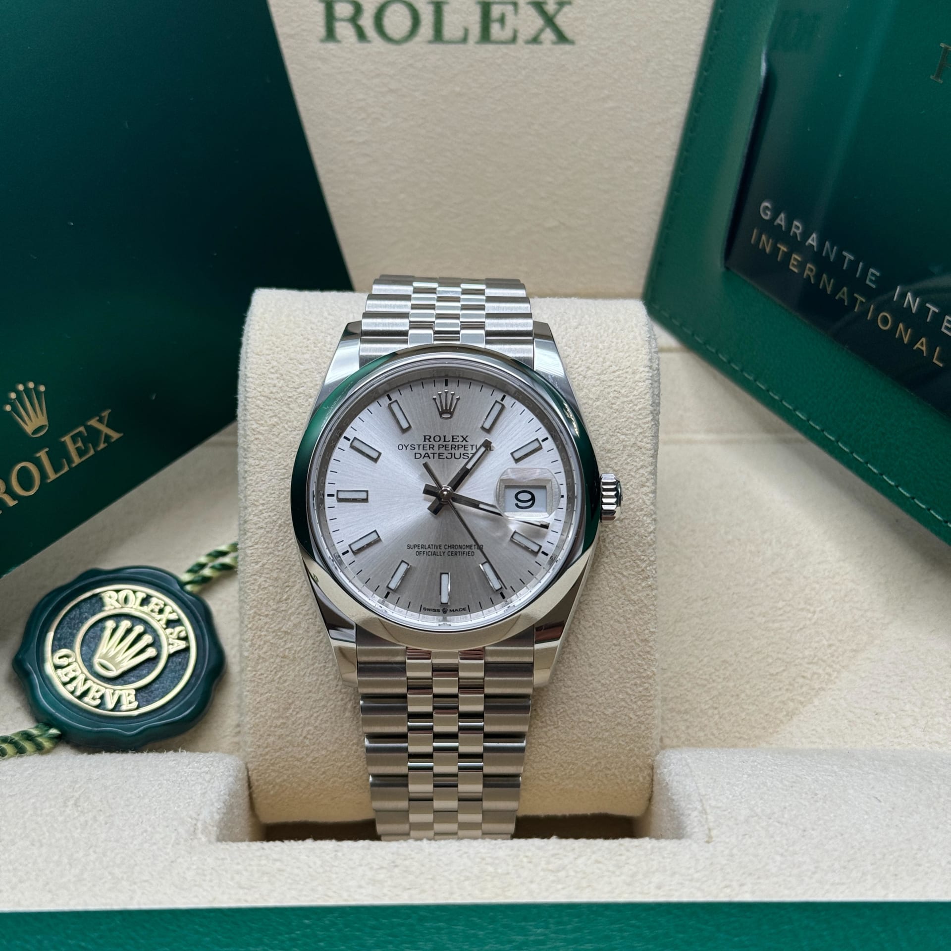 Rolex Datejust 36 Silver Dial Smooth Bezel Rolex Datejust 36