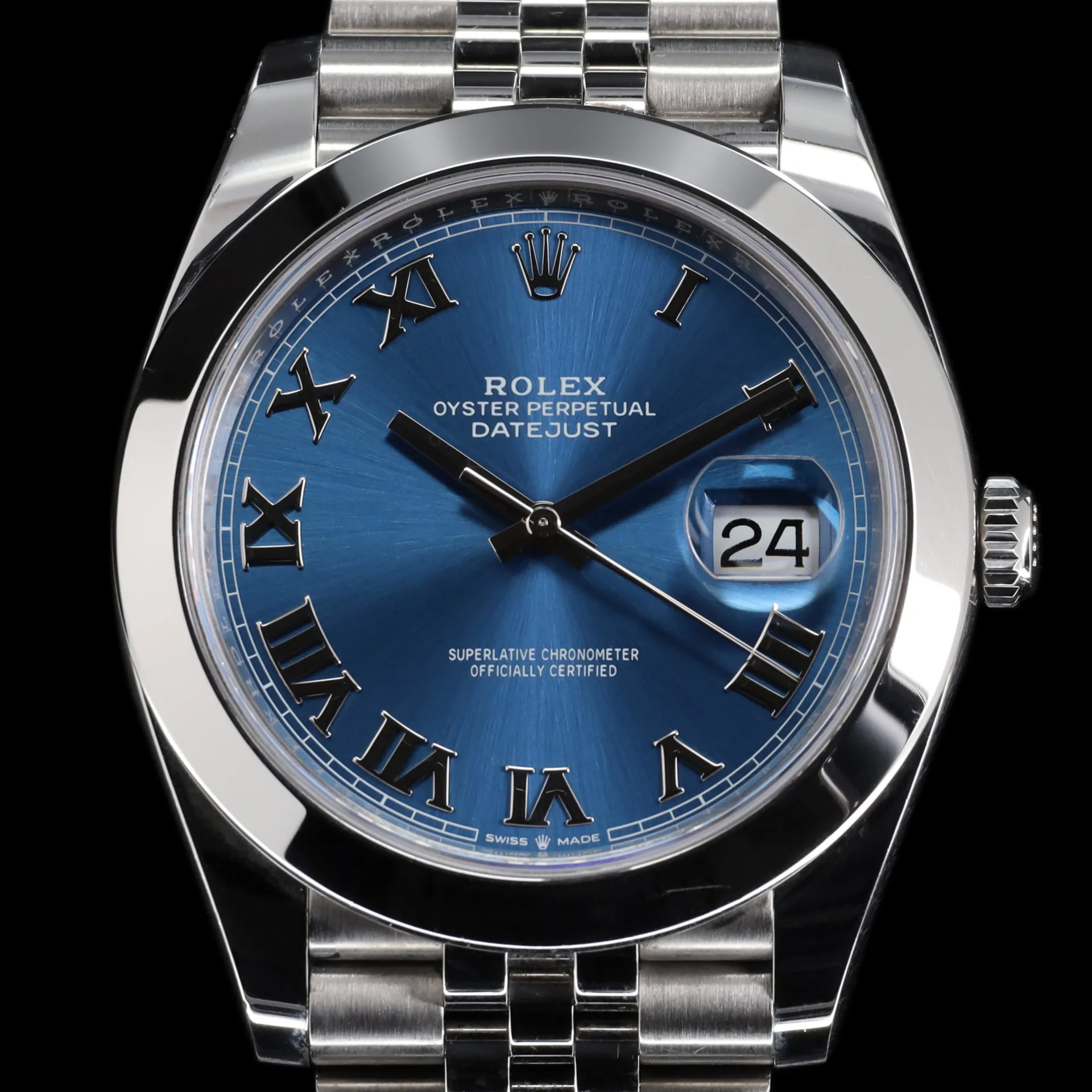2025 Rolex Datejust 41 Smooth / Blue / Roman / Jubilee 126300-0018