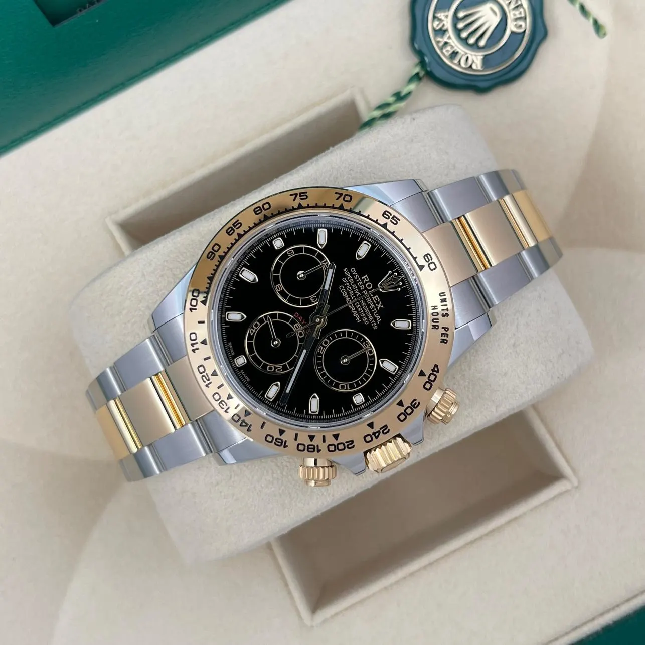 2022 Rolex Daytona Two-Tone / Black 116503-0004 Listing Image 3